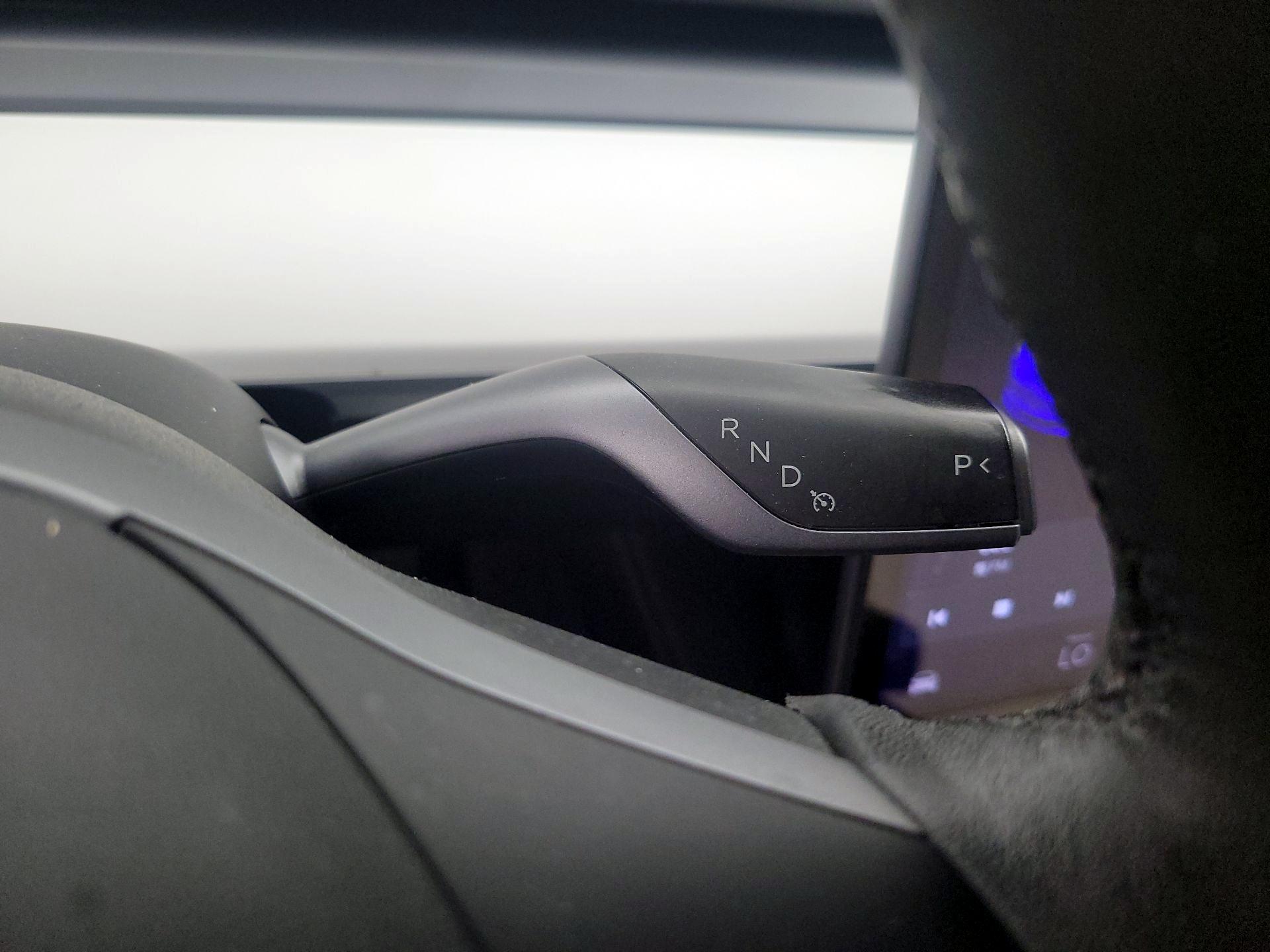 Thumbnail: 2021 Tesla Model 3 - 17