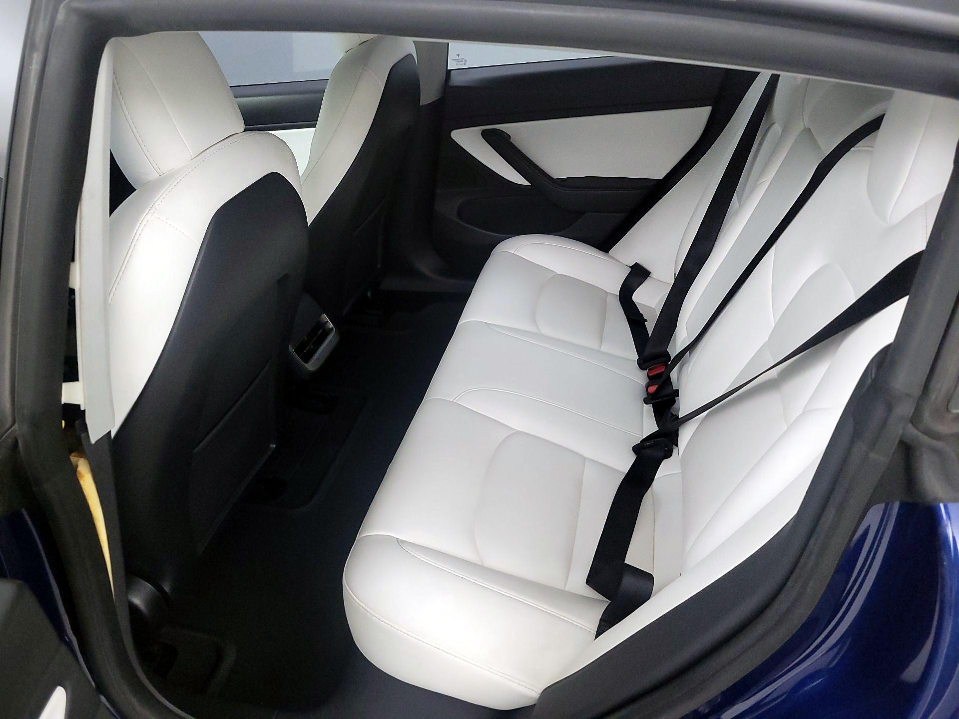 Thumbnail: 2021 Tesla Model 3 - 20