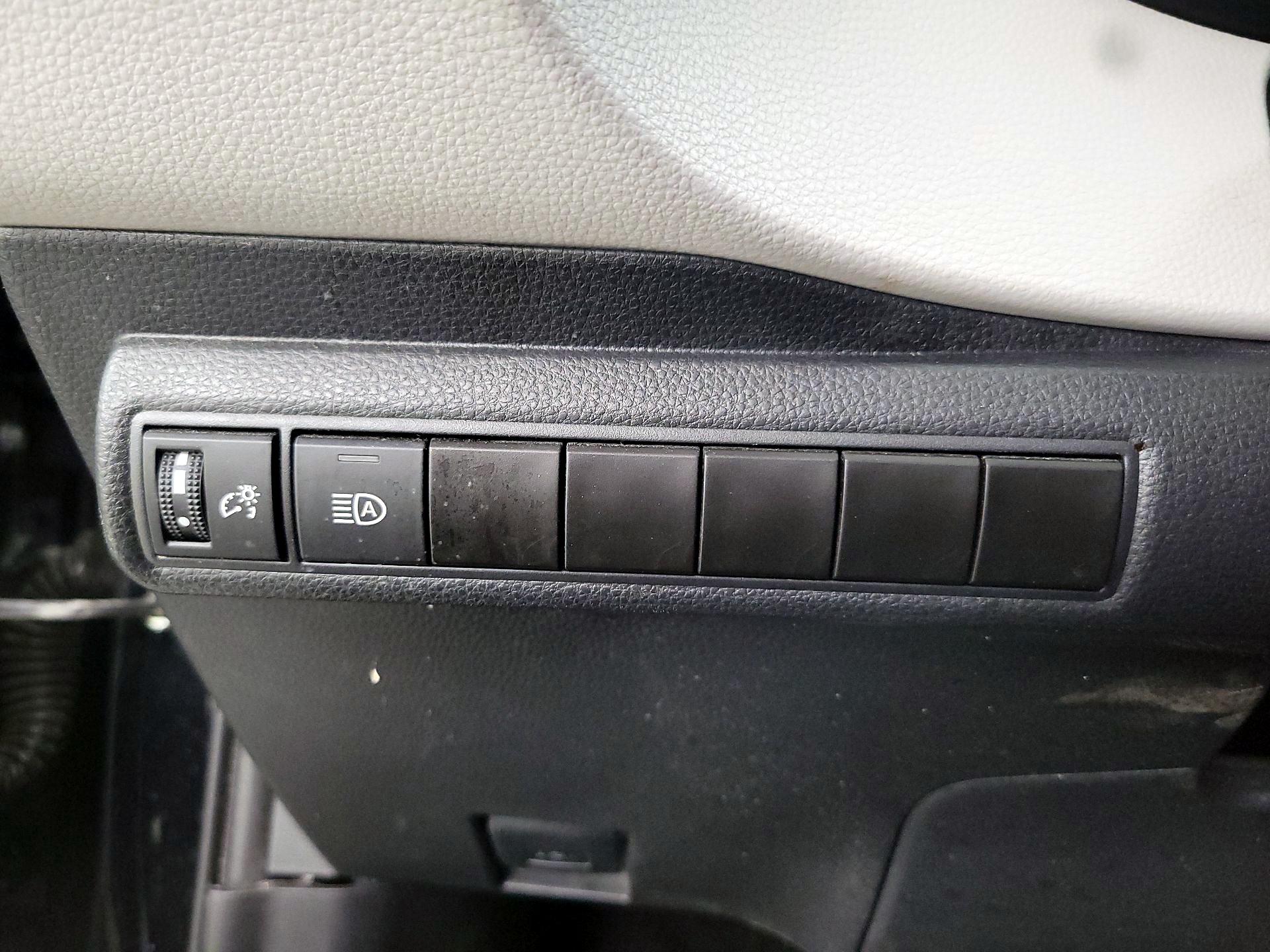 Thumbnail: 2024 Toyota Corolla - 13