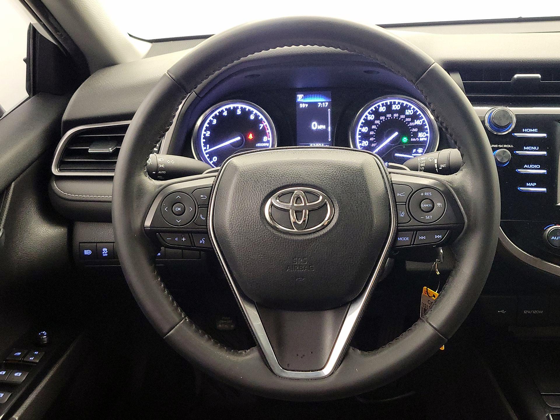 Thumbnail: 2020 Toyota Camry - 10