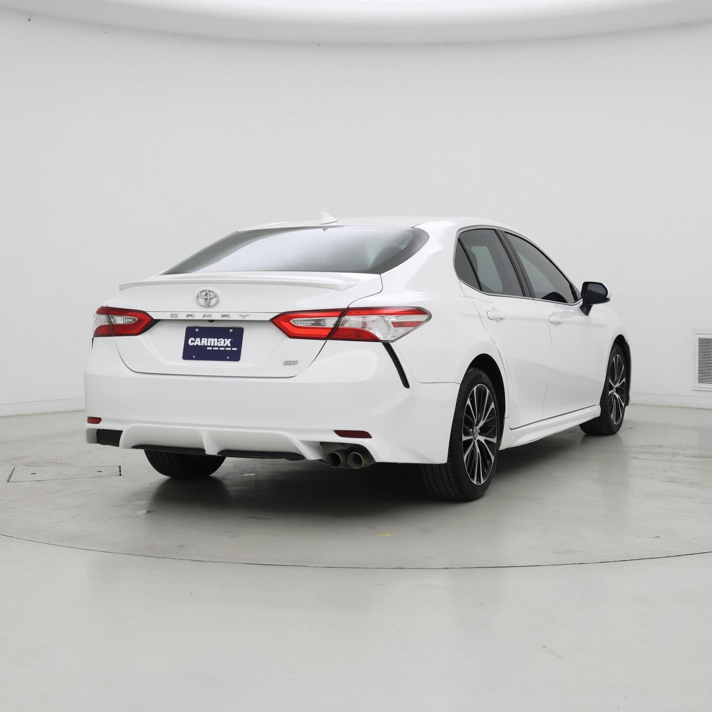 Thumbnail: 2020 Toyota Camry - 8