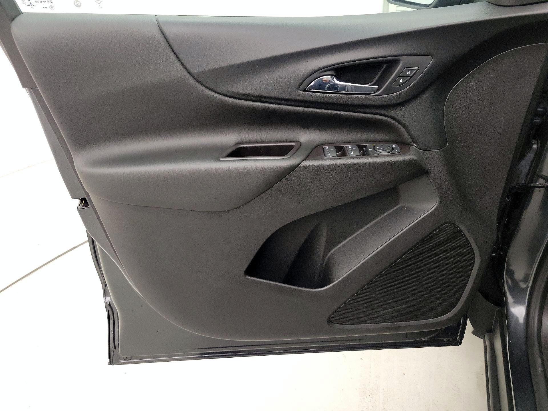 Thumbnail: 2021 Chevrolet Equinox - 12