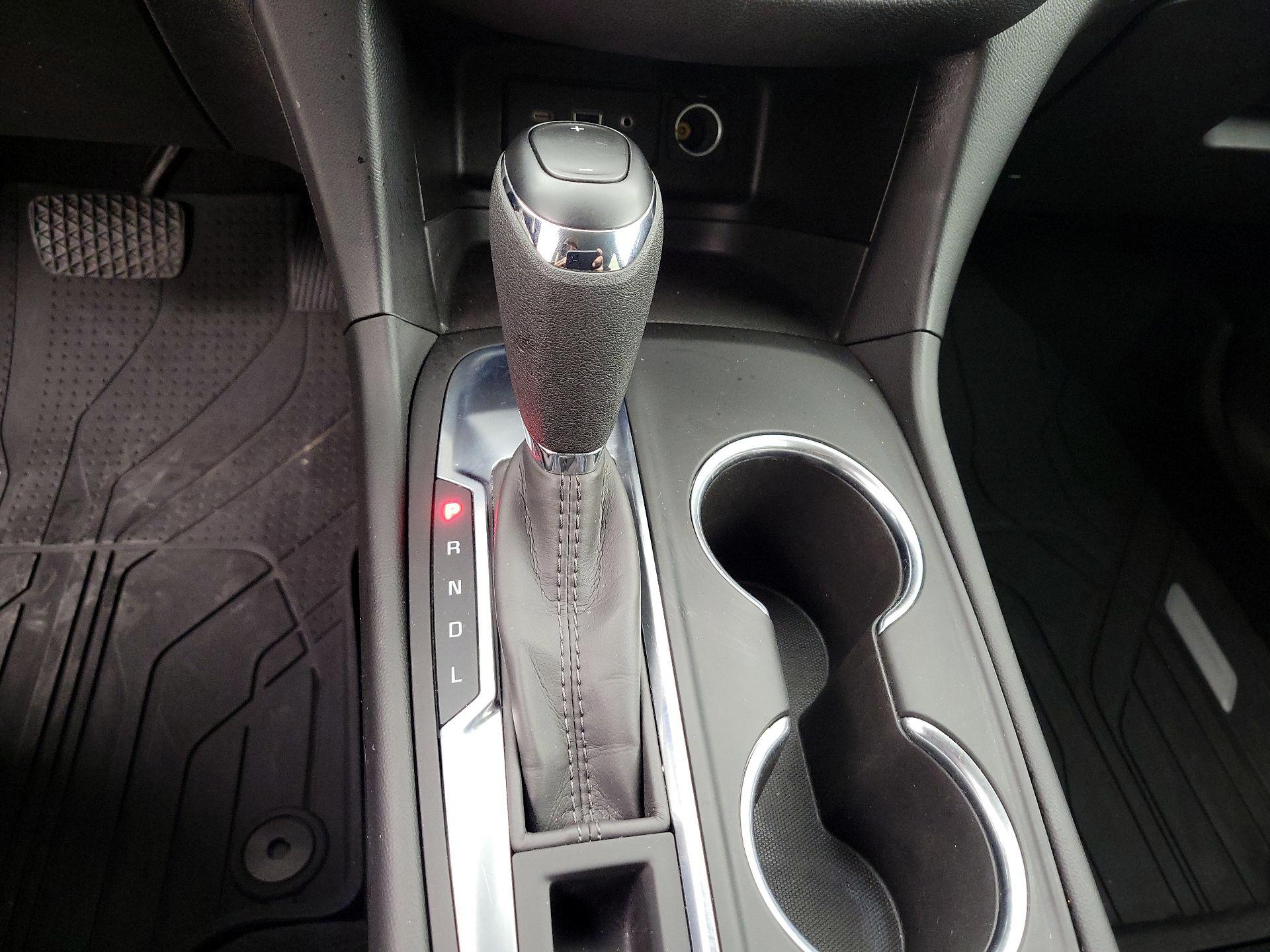 Thumbnail: 2021 Chevrolet Equinox - 17