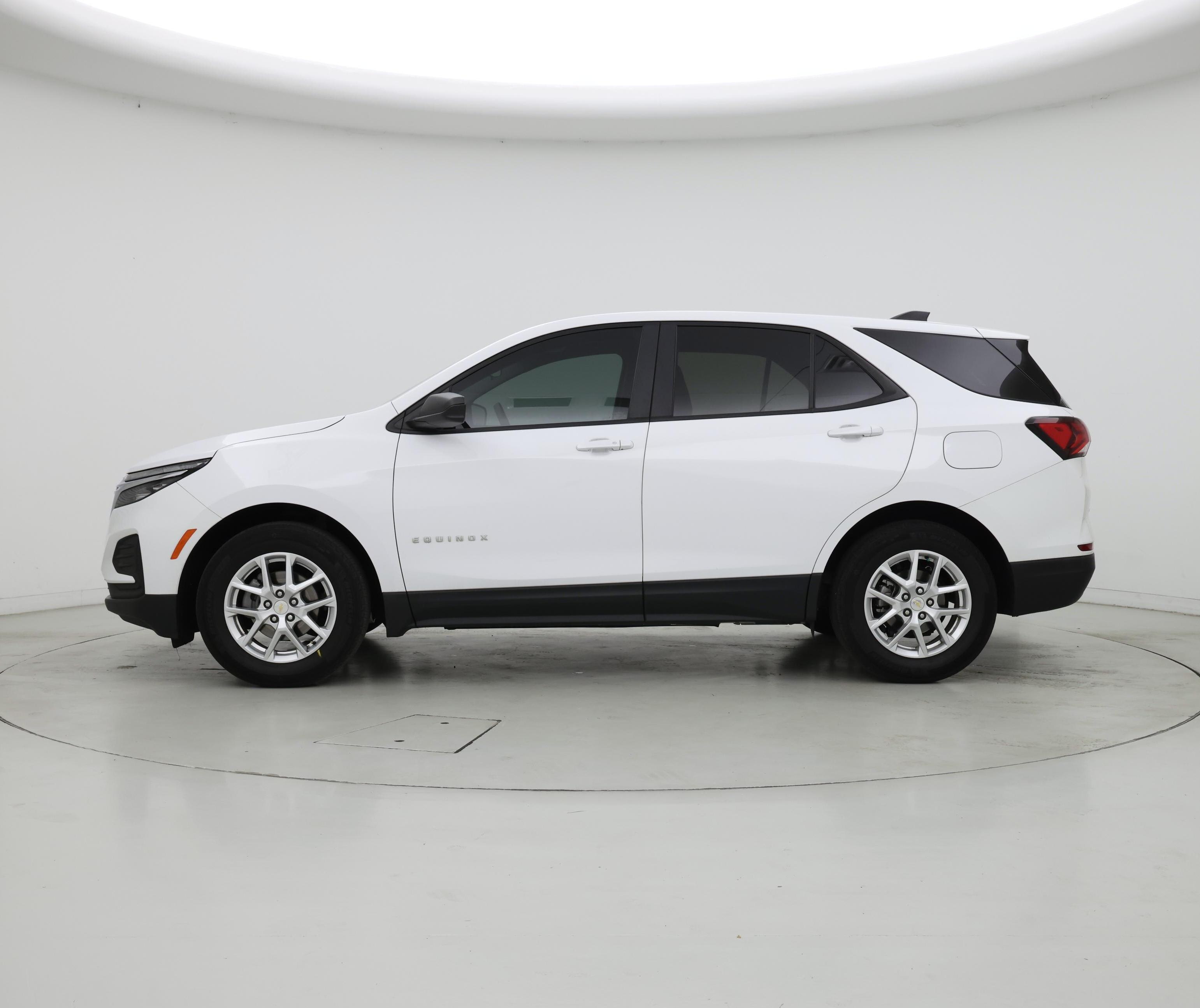 Thumbnail: 2023 Chevrolet Equinox - 3