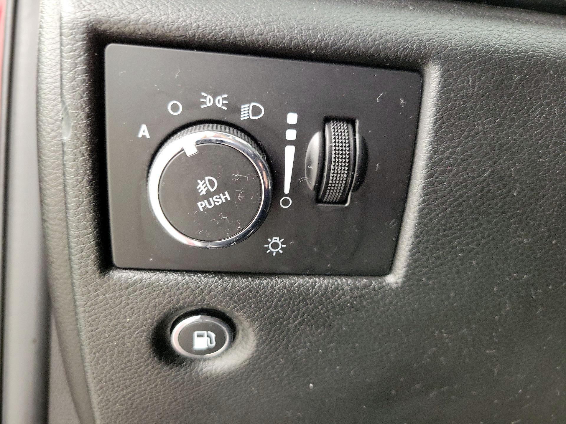 Thumbnail: 2021 Jeep Grand Cherokee - 13