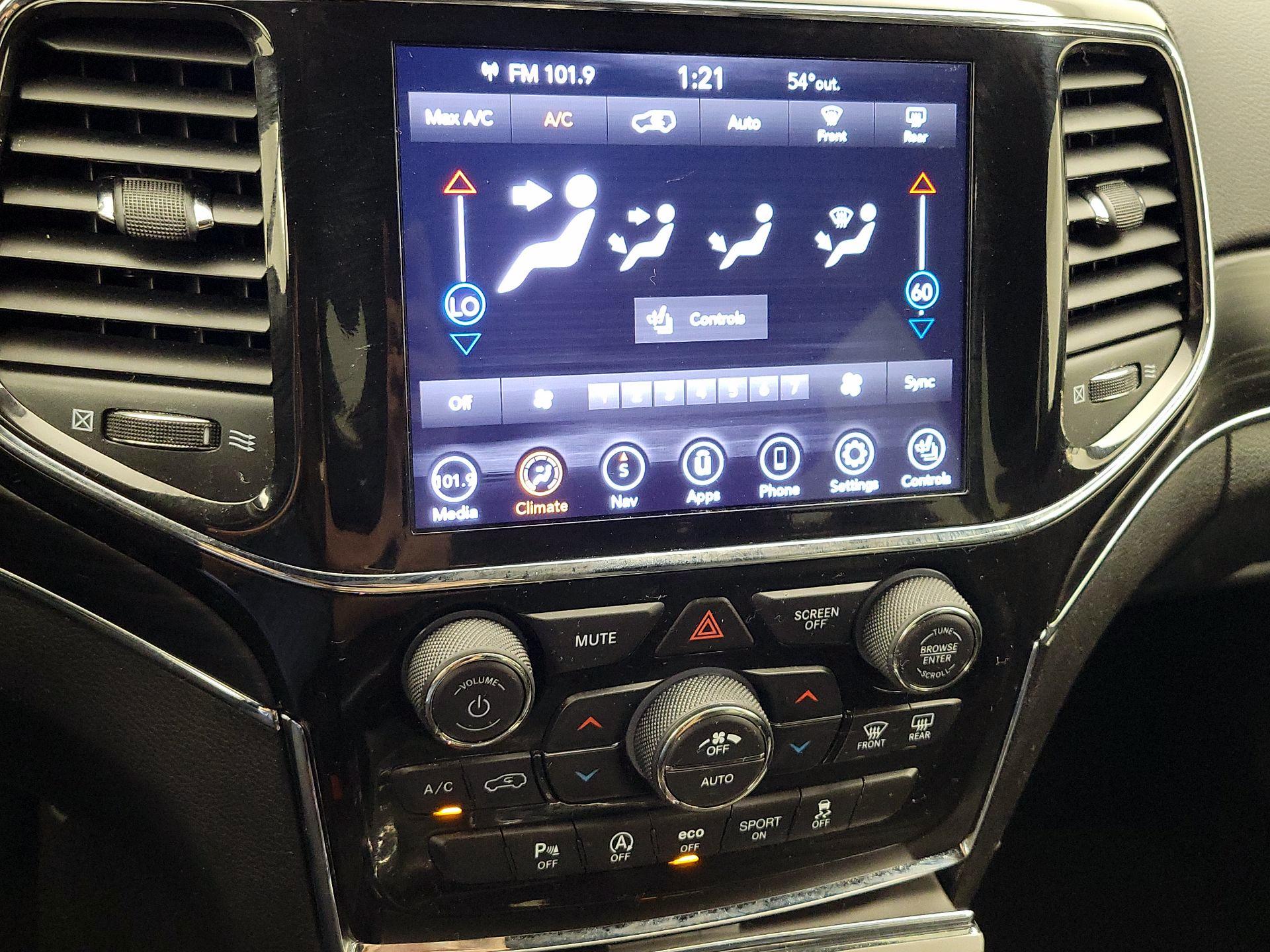 Thumbnail: 2021 Jeep Grand Cherokee - 17