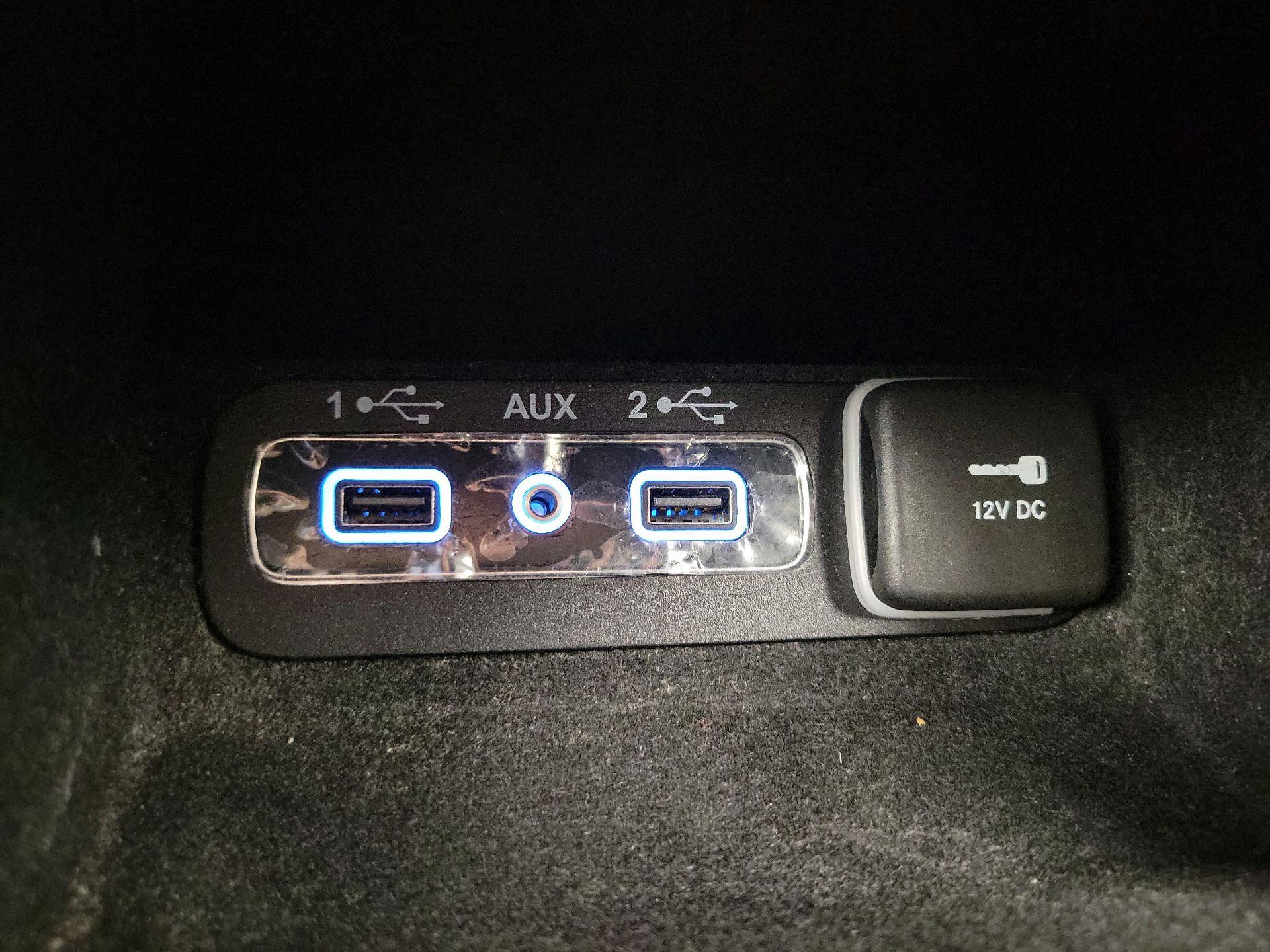 Thumbnail: 2021 Jeep Grand Cherokee - 19