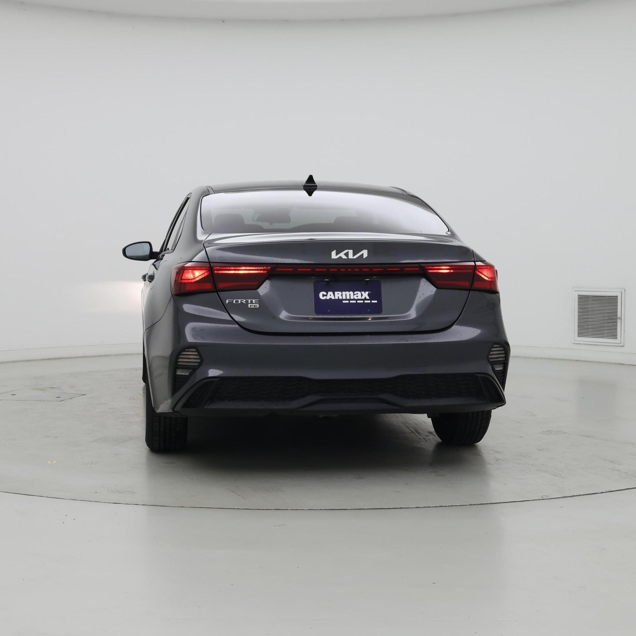 Thumbnail: 2022 Kia Forte - 6