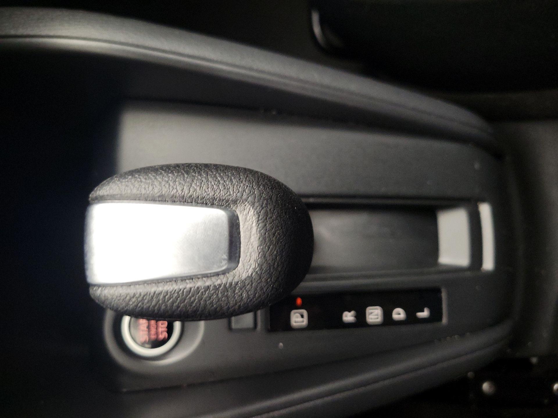 Thumbnail: 2025 Nissan Kicks - 17