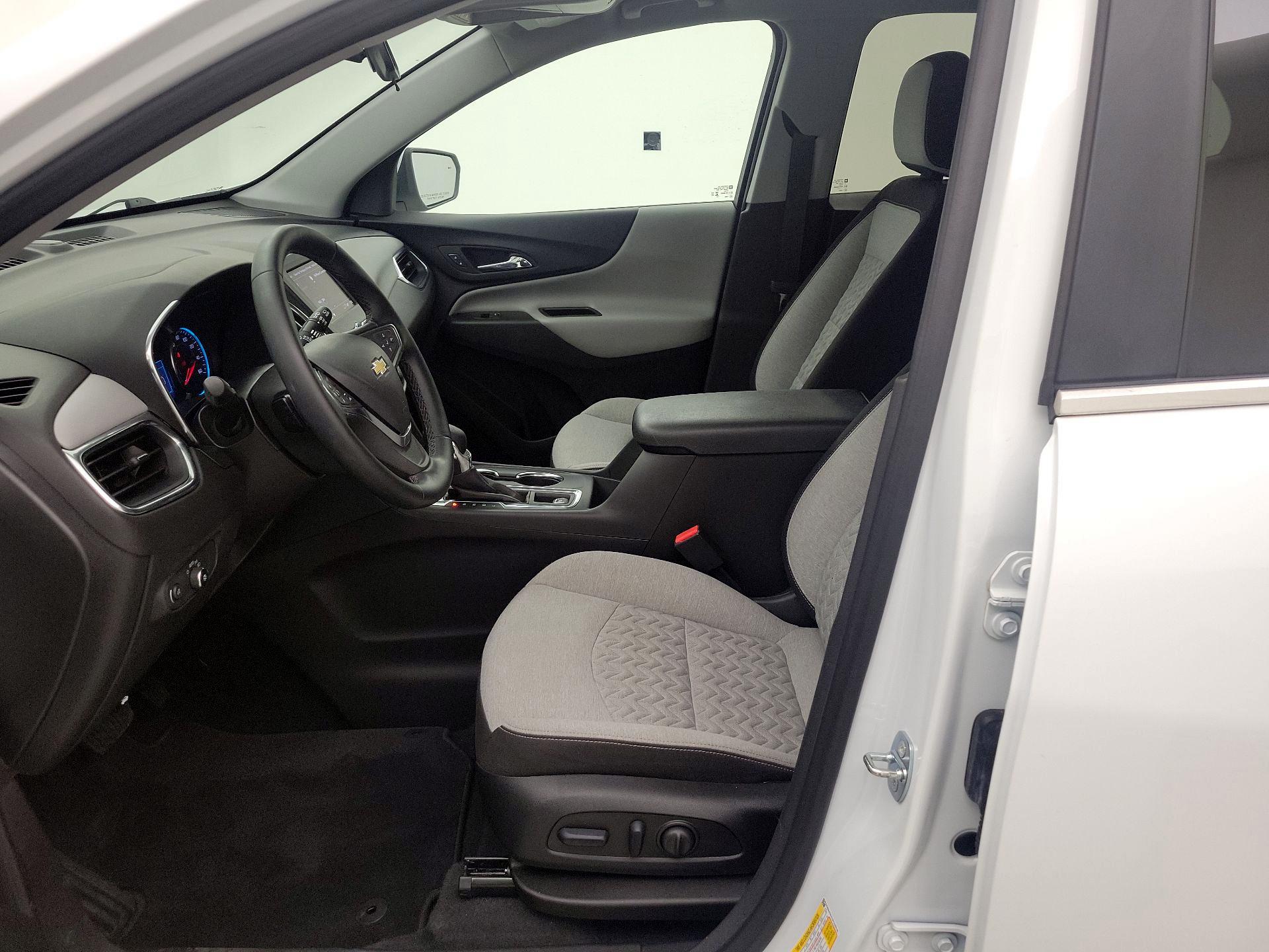 Thumbnail: 2023 Chevrolet Equinox - 11