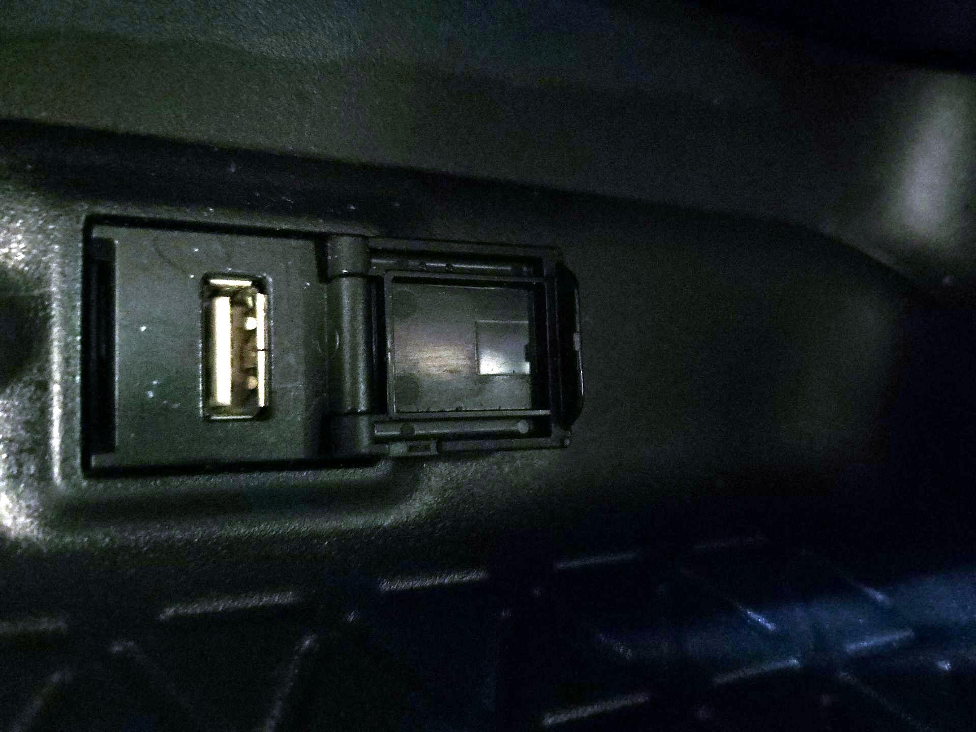 Thumbnail: 2020 Toyota RAV4 - 18