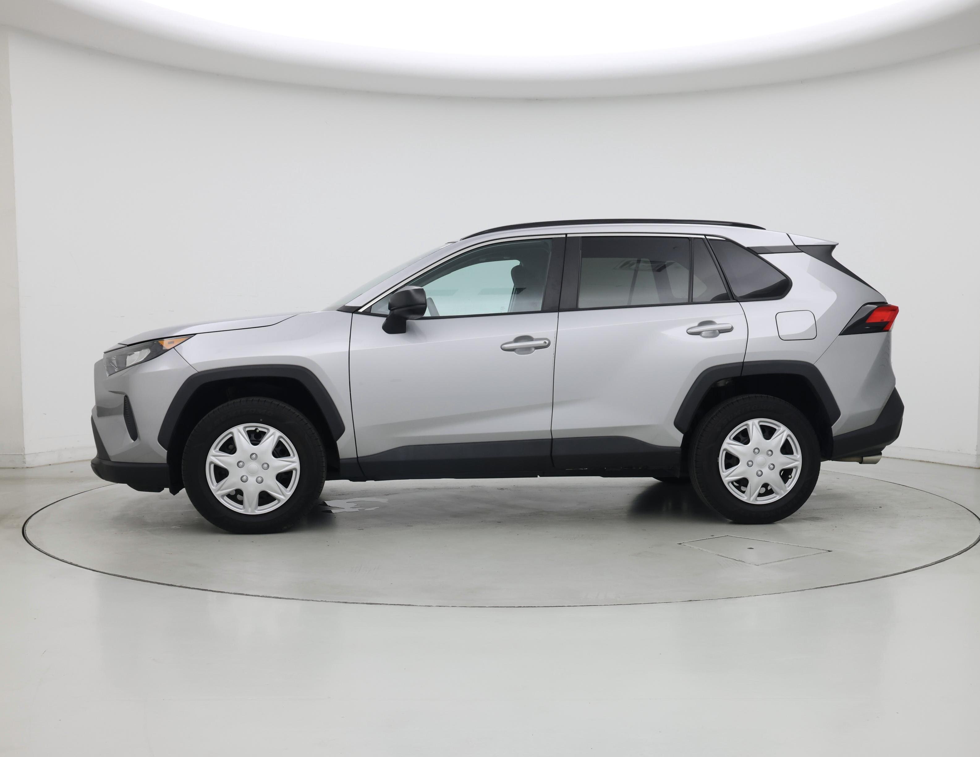 Thumbnail: 2020 Toyota RAV4 - 3