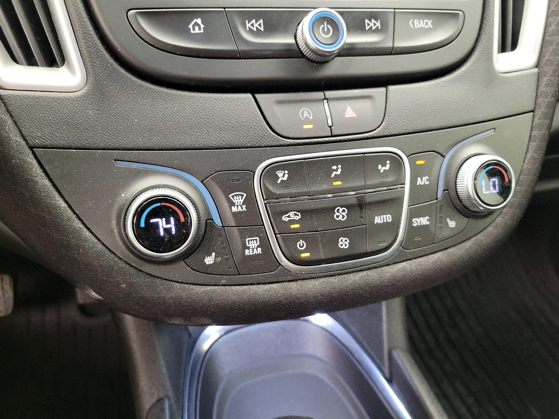 Thumbnail: 2024 Chevrolet Malibu - 14