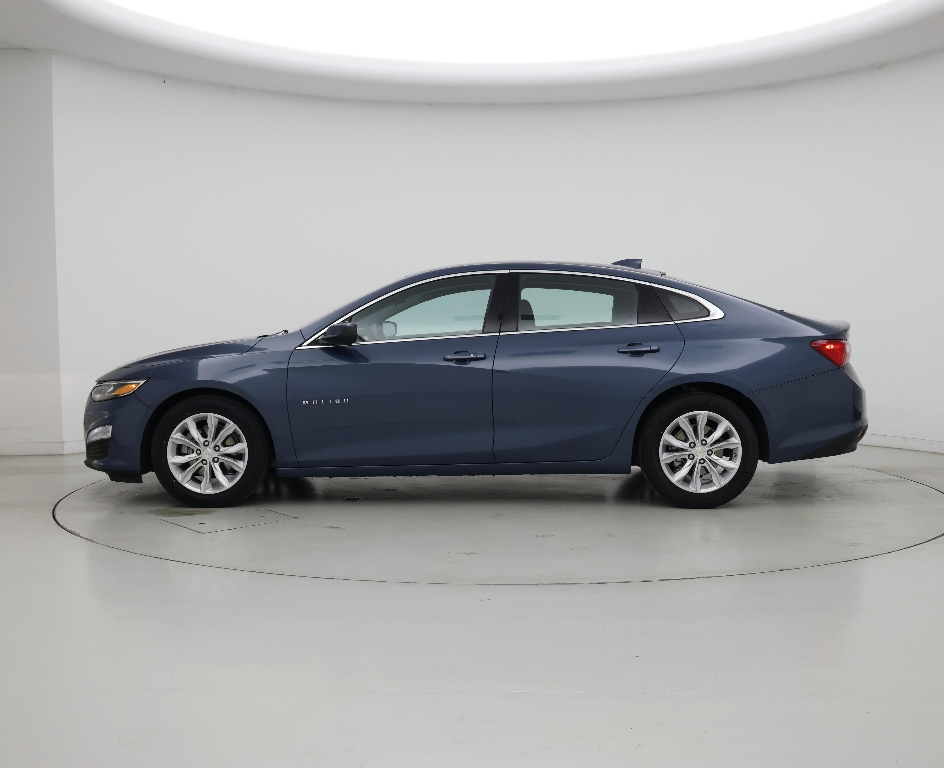 Thumbnail: 2024 Chevrolet Malibu - 3