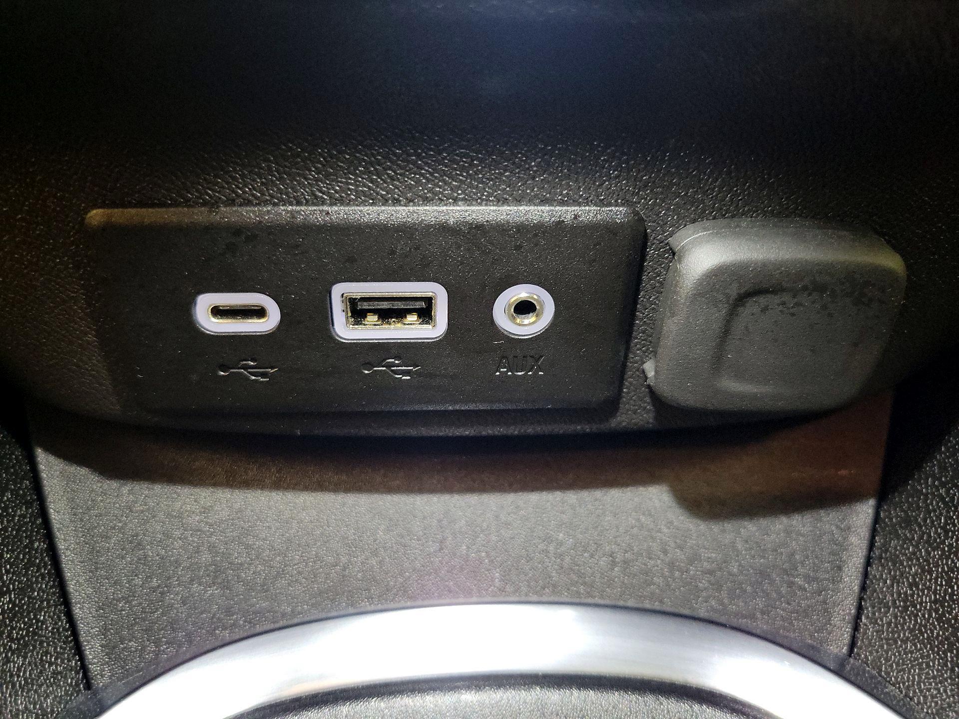 Thumbnail: 2024 Chevrolet Malibu - 18