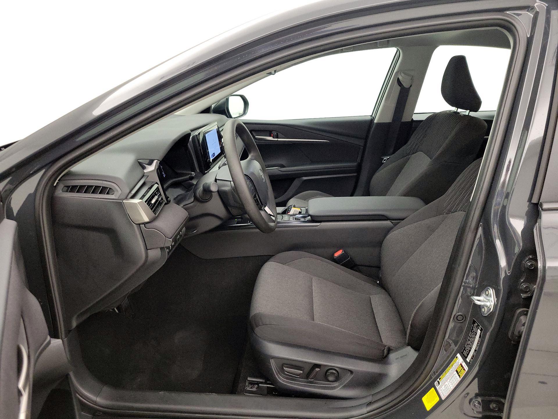 Thumbnail: 2025 Toyota Camry - 11