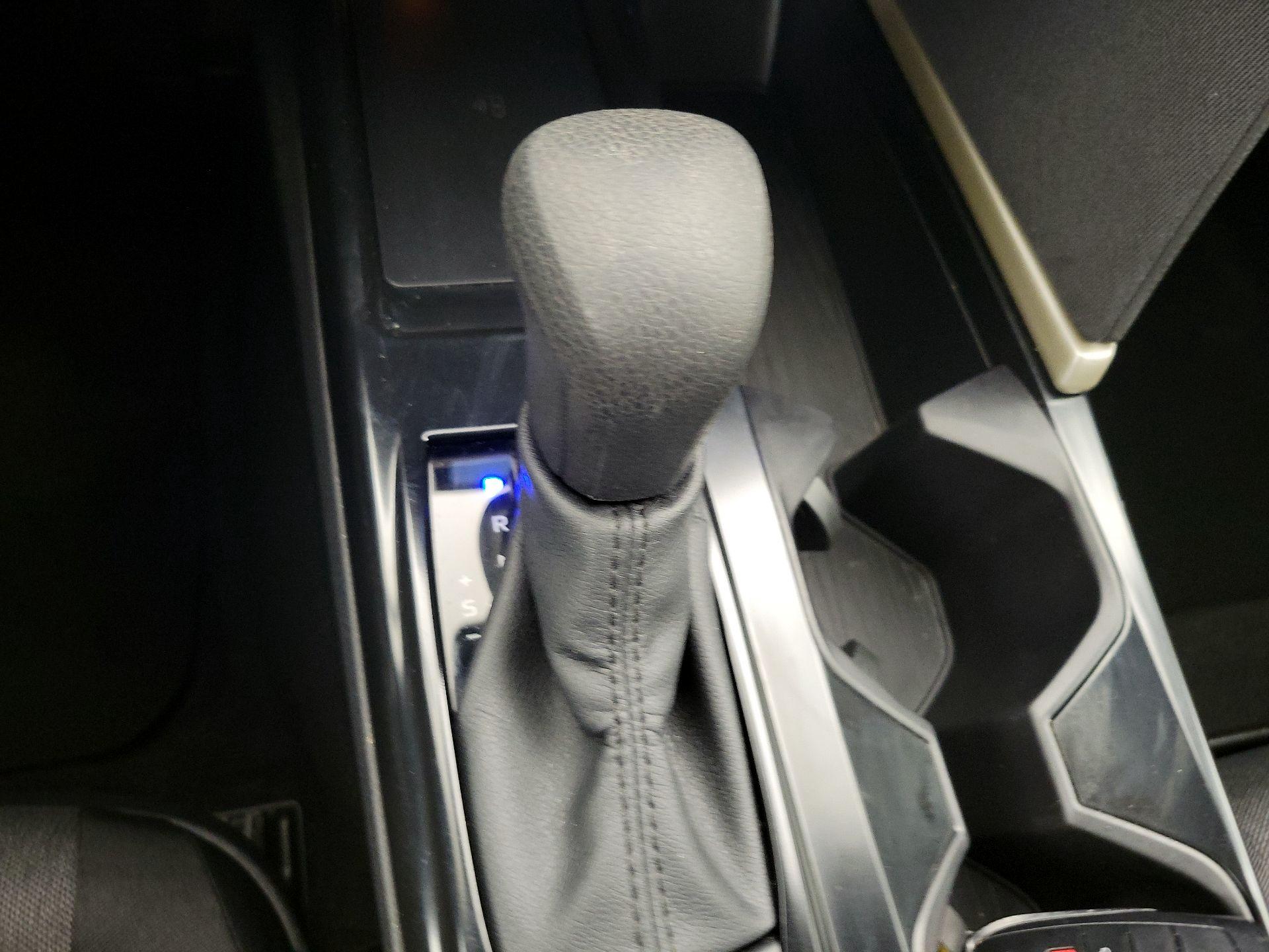 Thumbnail: 2025 Toyota Camry - 17