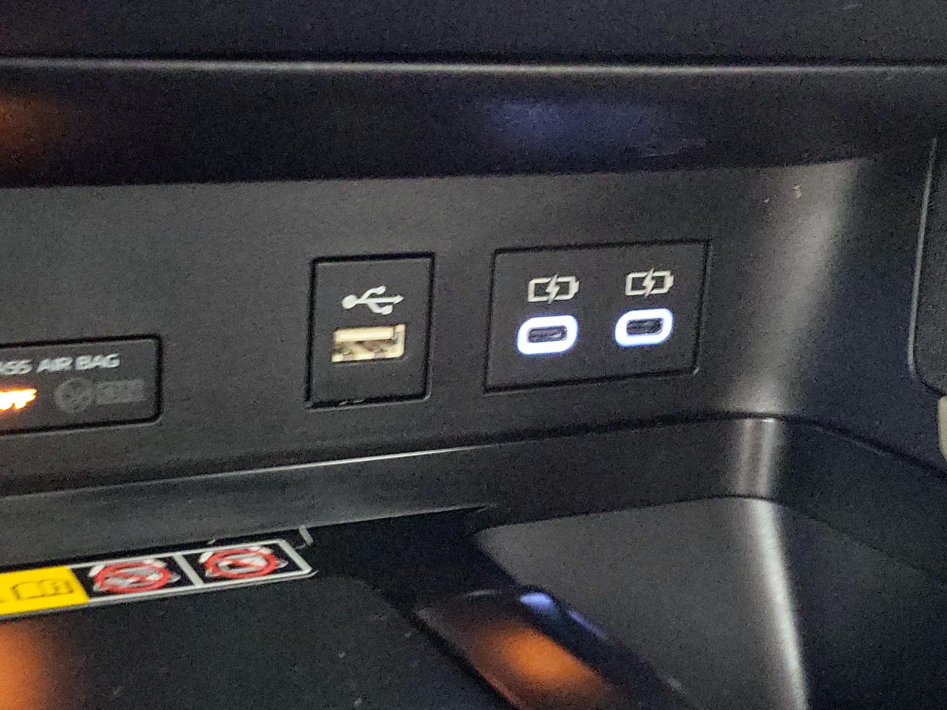 Thumbnail: 2025 Toyota Camry - 18