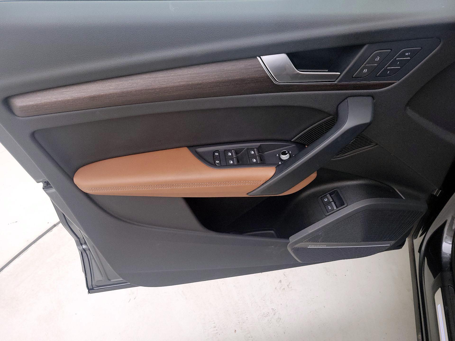 Thumbnail: 2023 Audi Q5 - 12