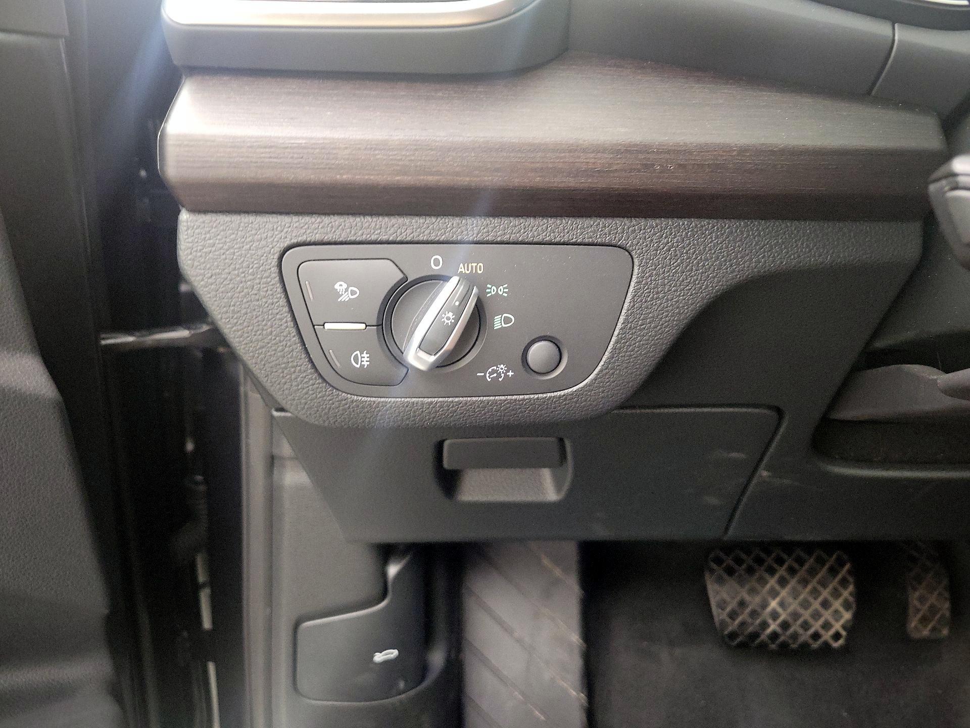 Thumbnail: 2023 Audi Q5 - 13