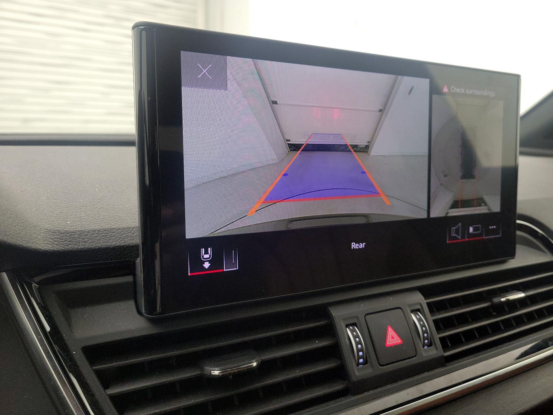 Thumbnail: 2023 Audi Q5 - 15