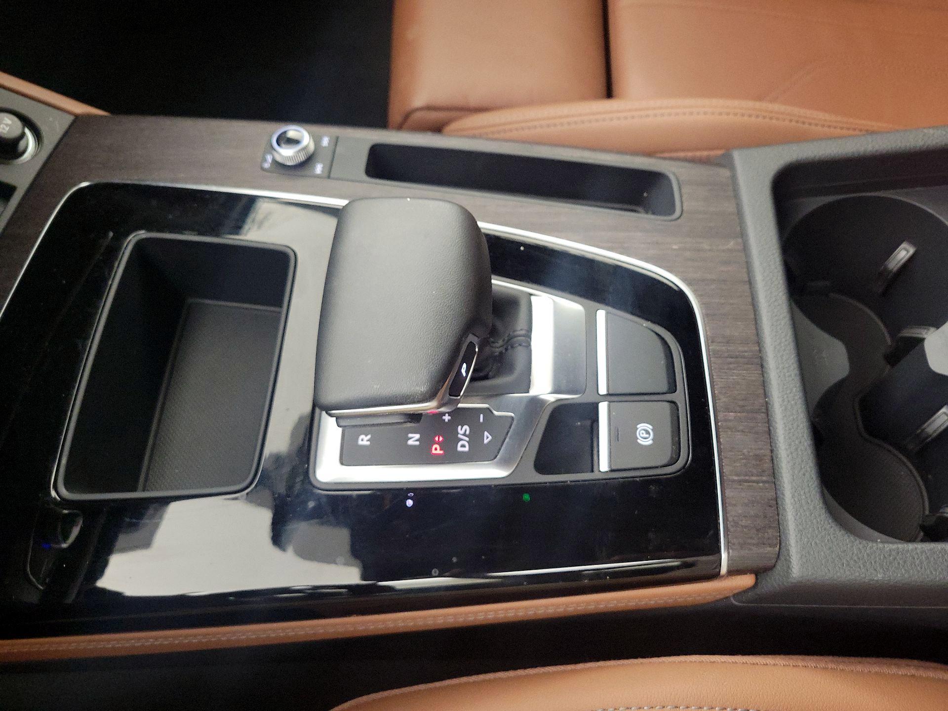 Thumbnail: 2023 Audi Q5 - 18