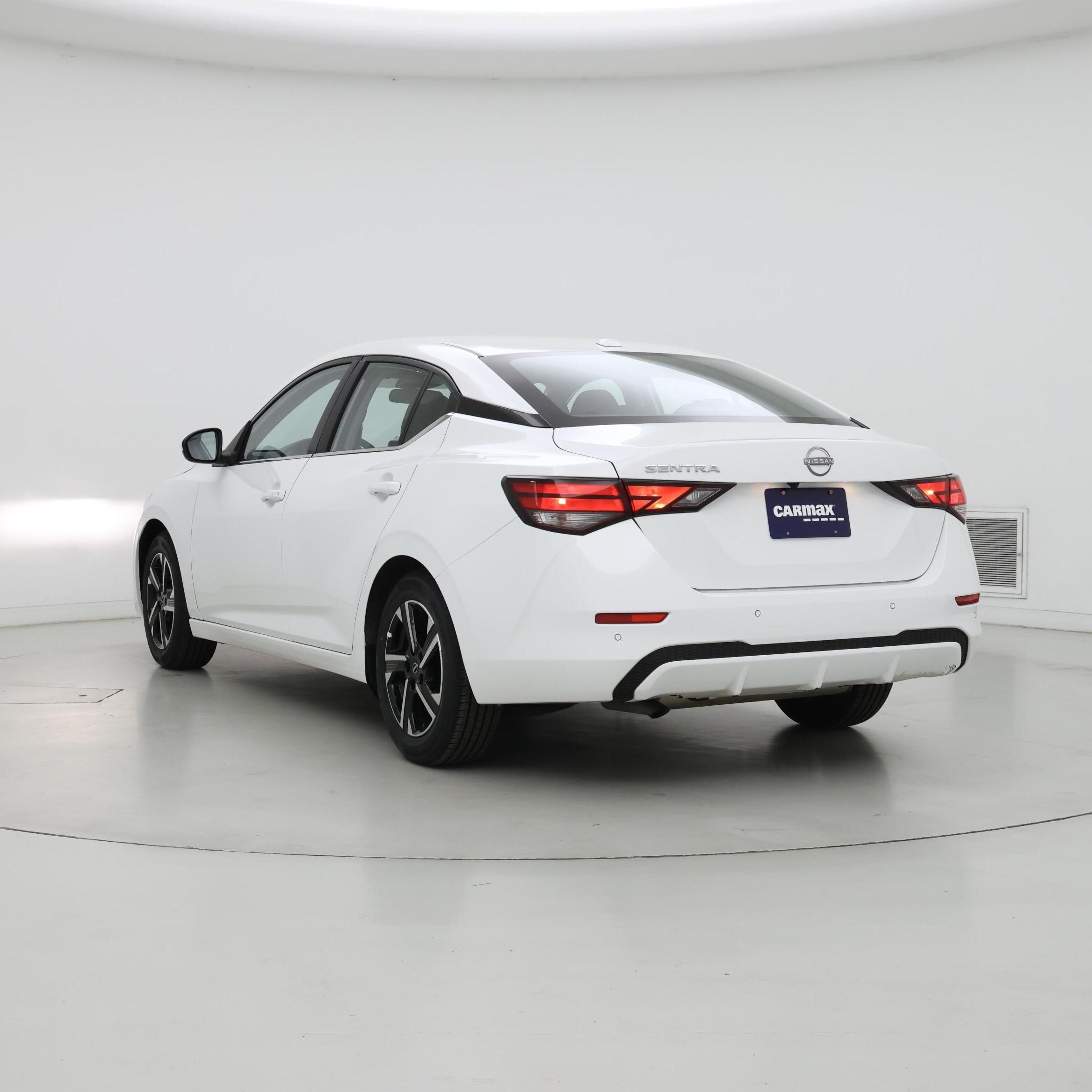 Thumbnail: 2025 Nissan Sentra - 2