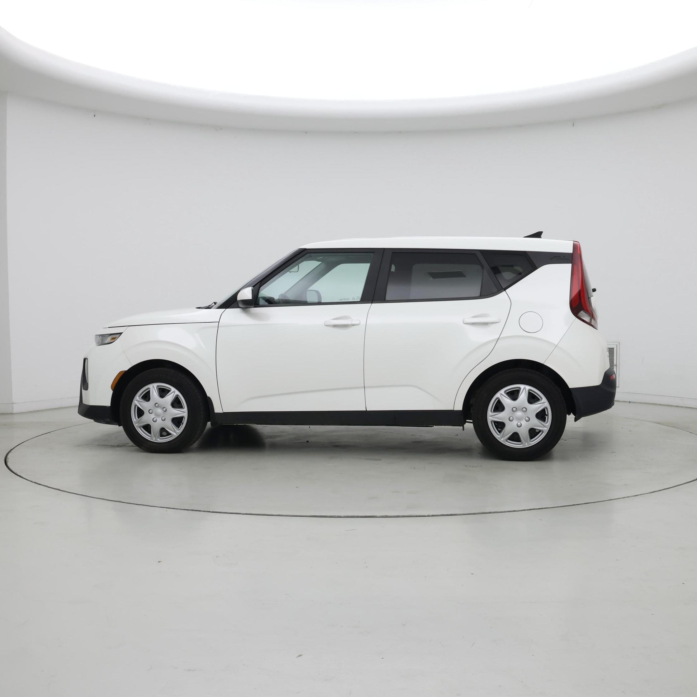 Thumbnail: 2022 Kia Soul - 3