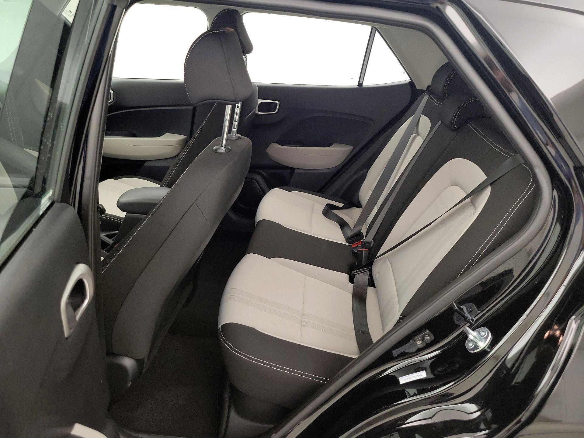 Thumbnail: 2025 Hyundai Venue - 18