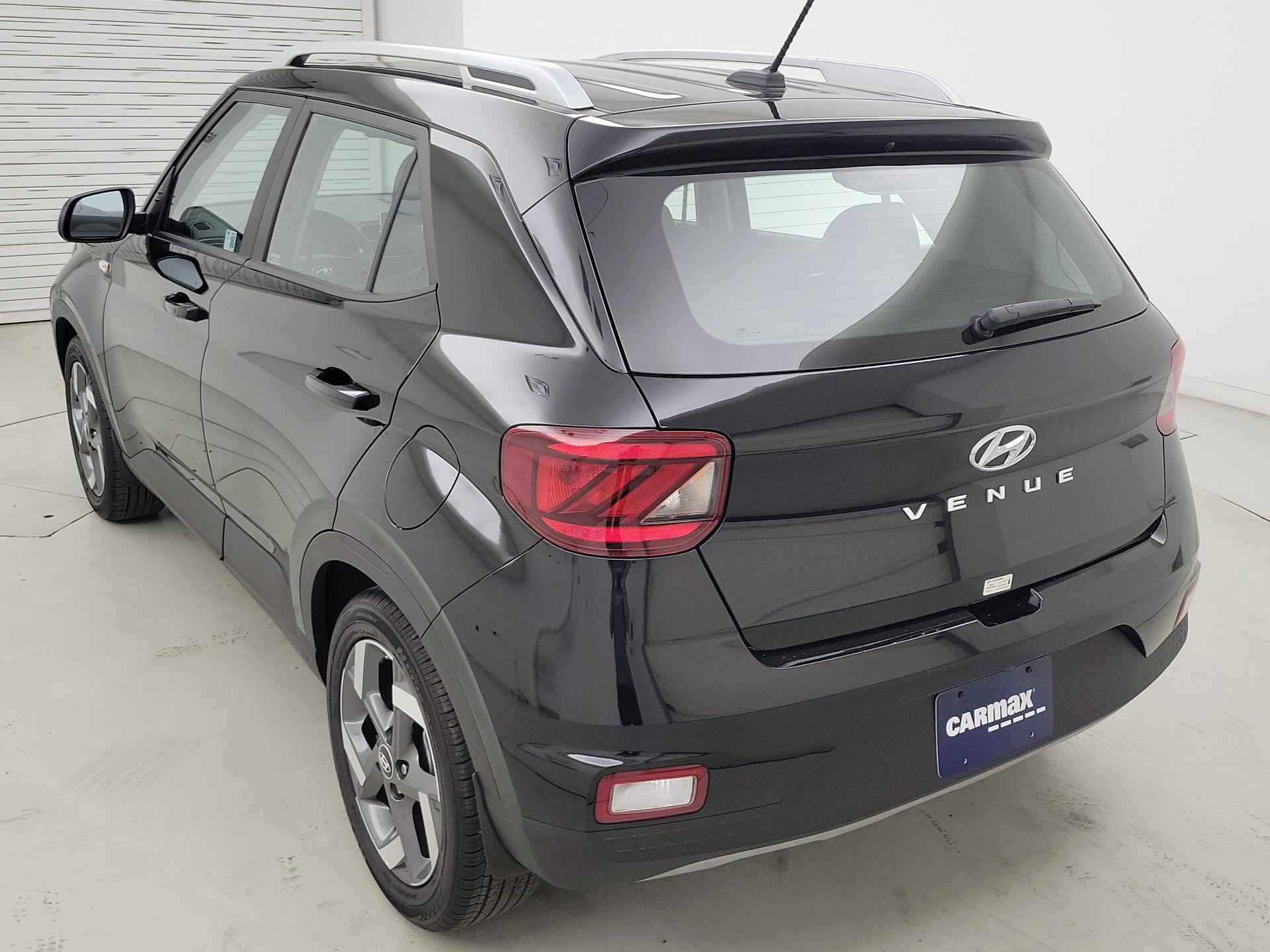 Thumbnail: 2025 Hyundai Venue - 7