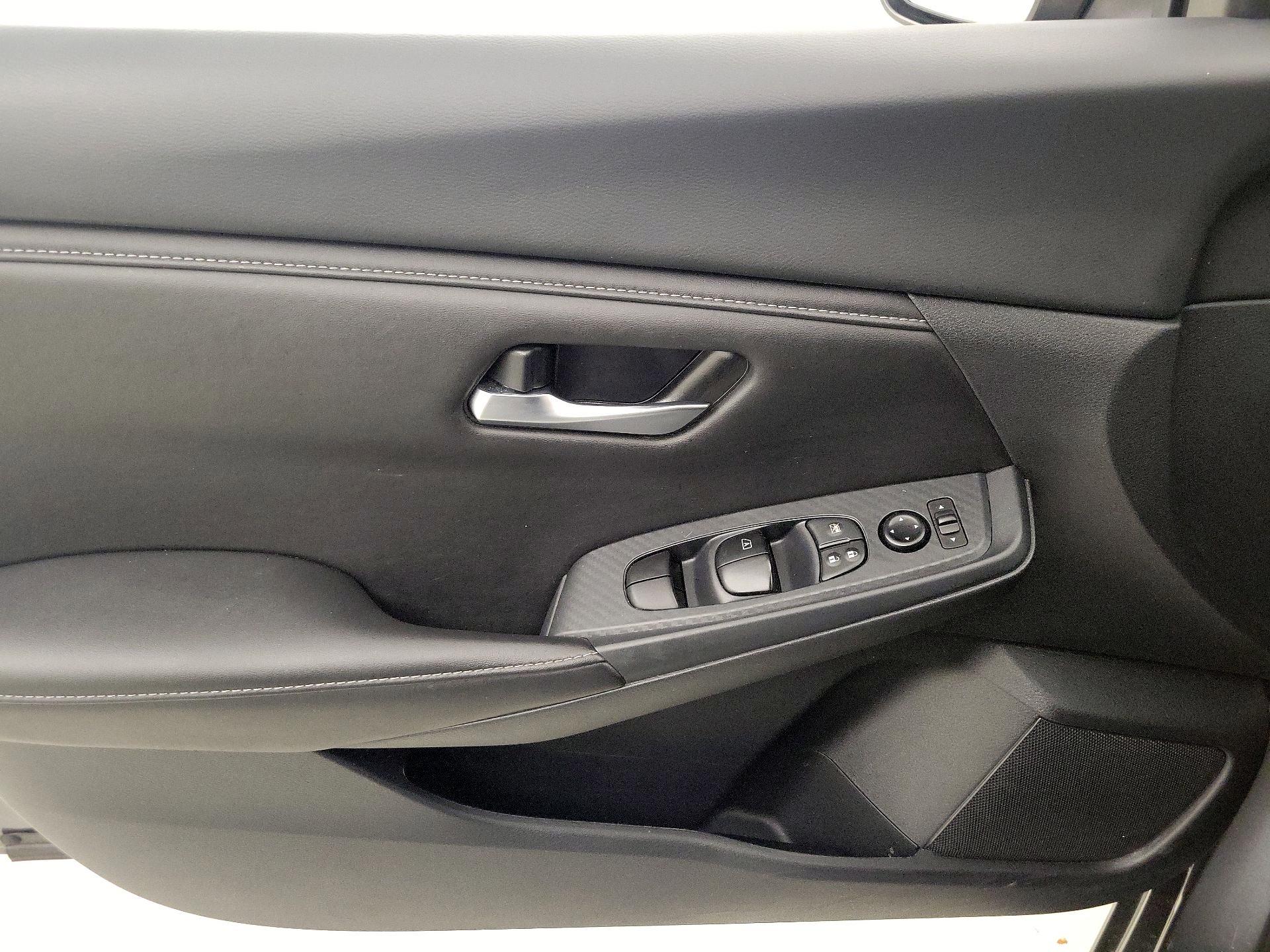 Thumbnail: 2025 Nissan Sentra - 12