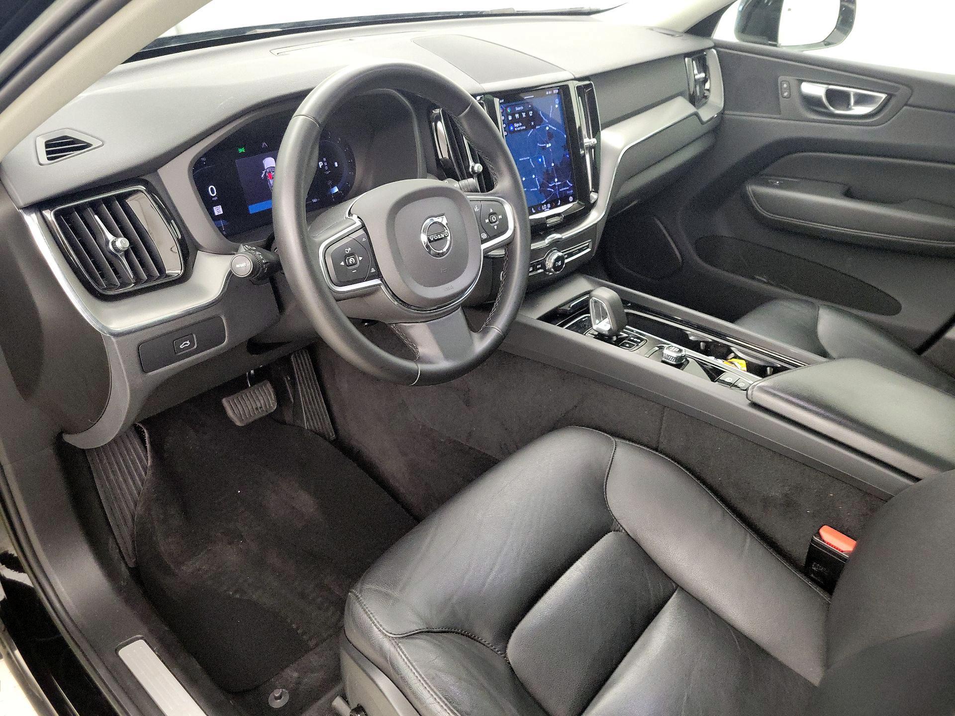Thumbnail: 2023 Volvo XC60 - 11