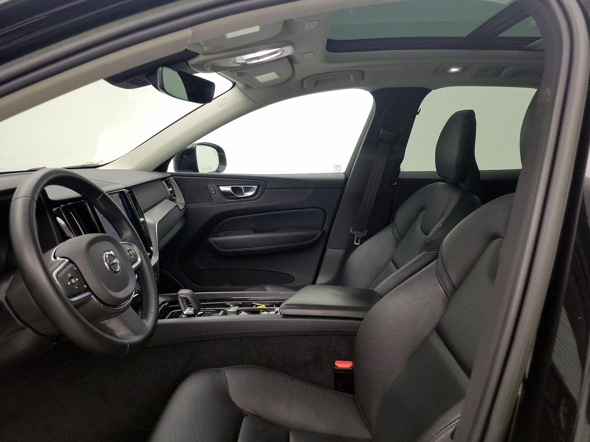 Thumbnail: 2023 Volvo XC60 - 20