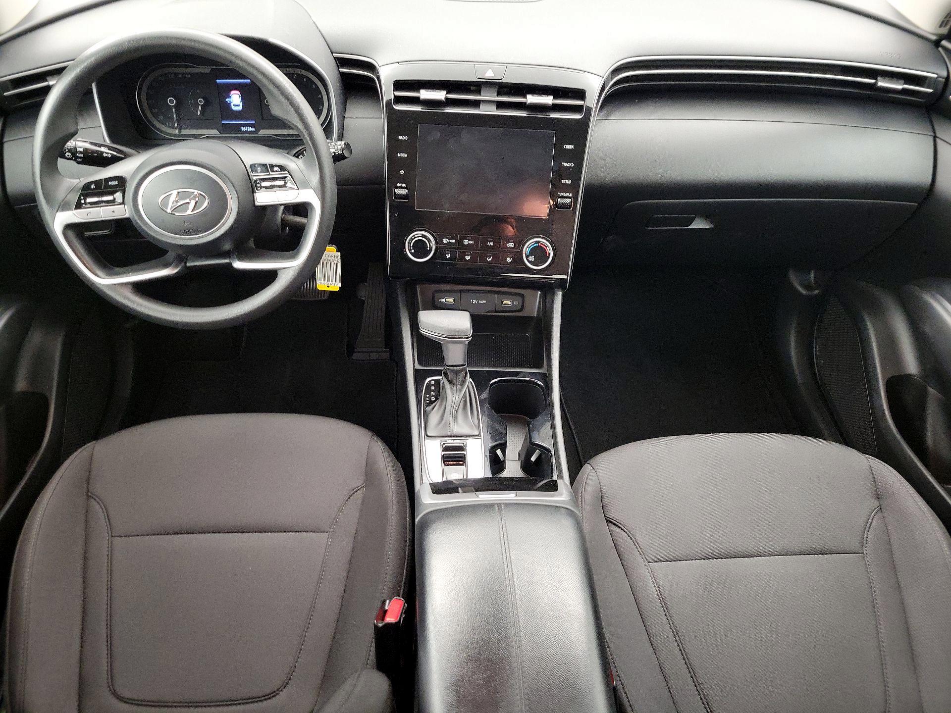 Thumbnail: 2023 Hyundai Tucson - 9