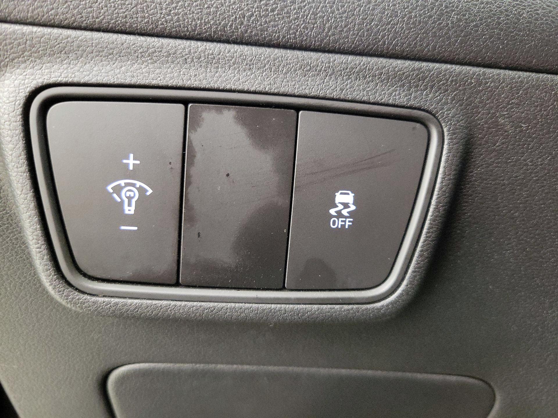 Thumbnail: 2023 Hyundai Tucson - 13