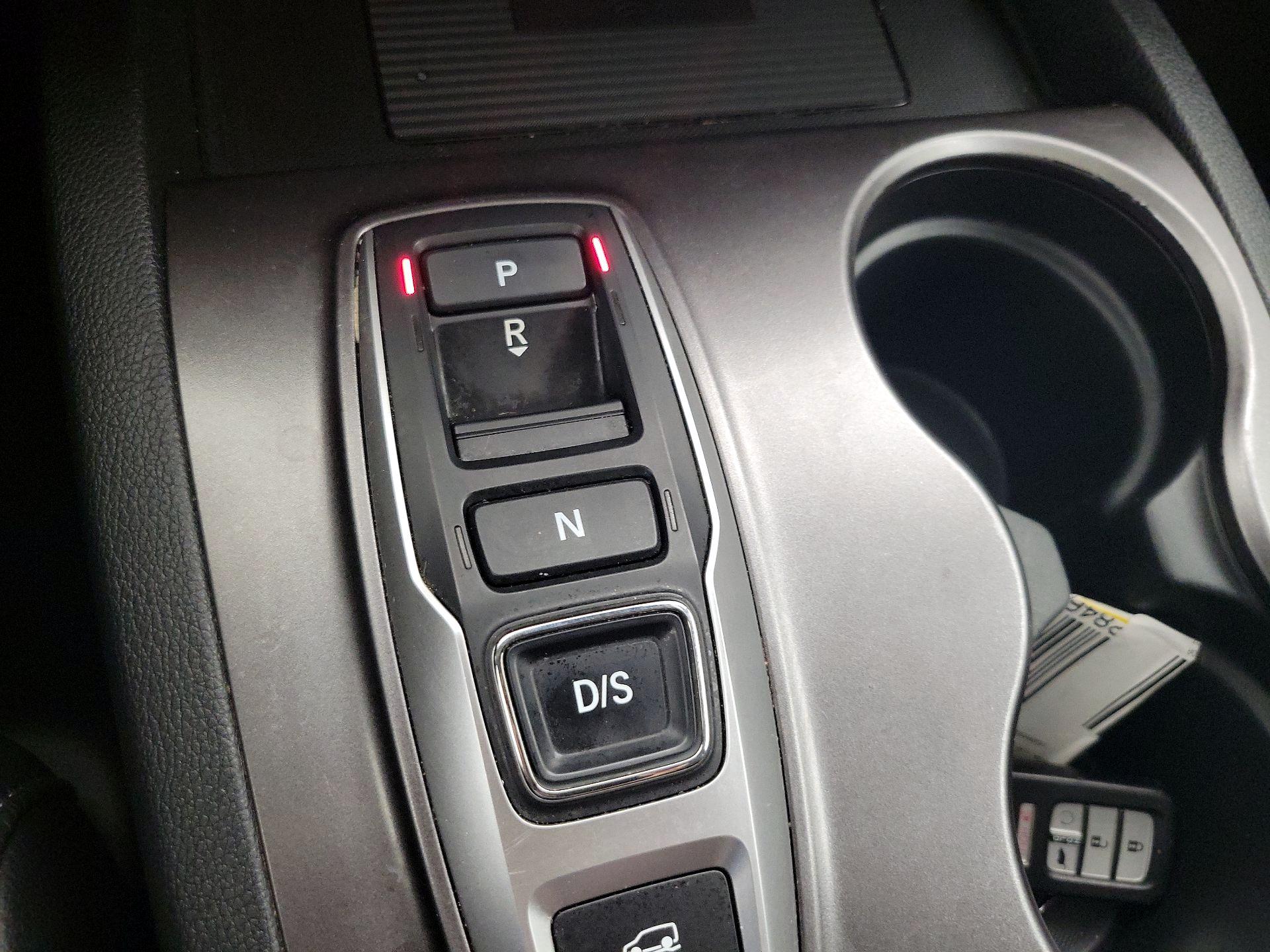 Thumbnail: 2022 Honda Pilot - 15