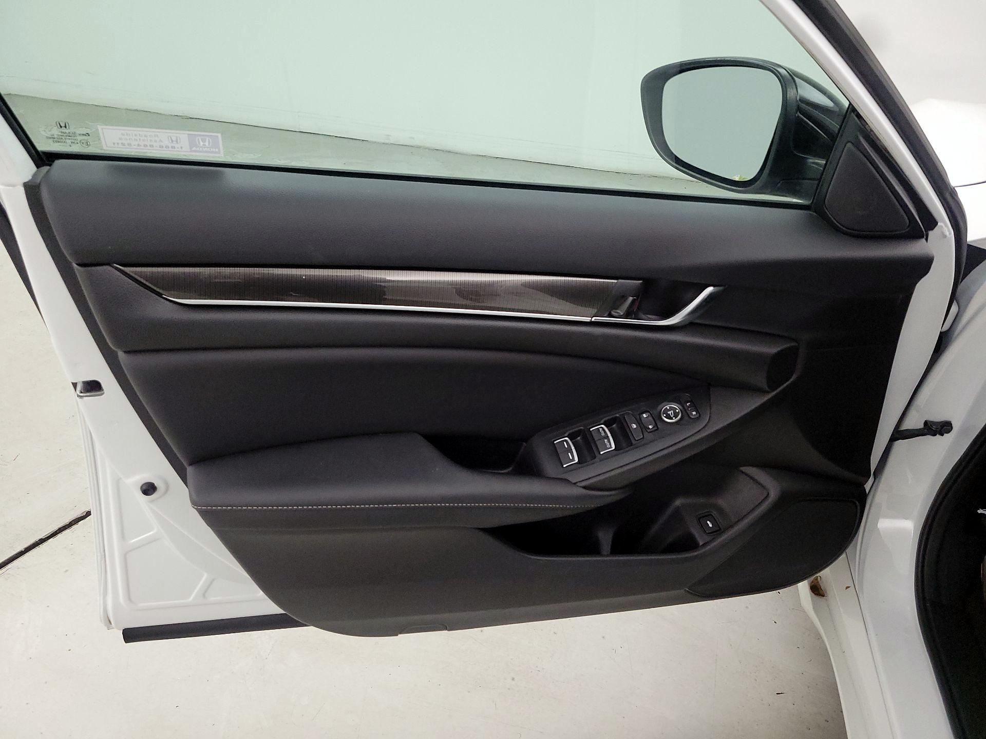 Thumbnail: 2022 Honda Accord - 12