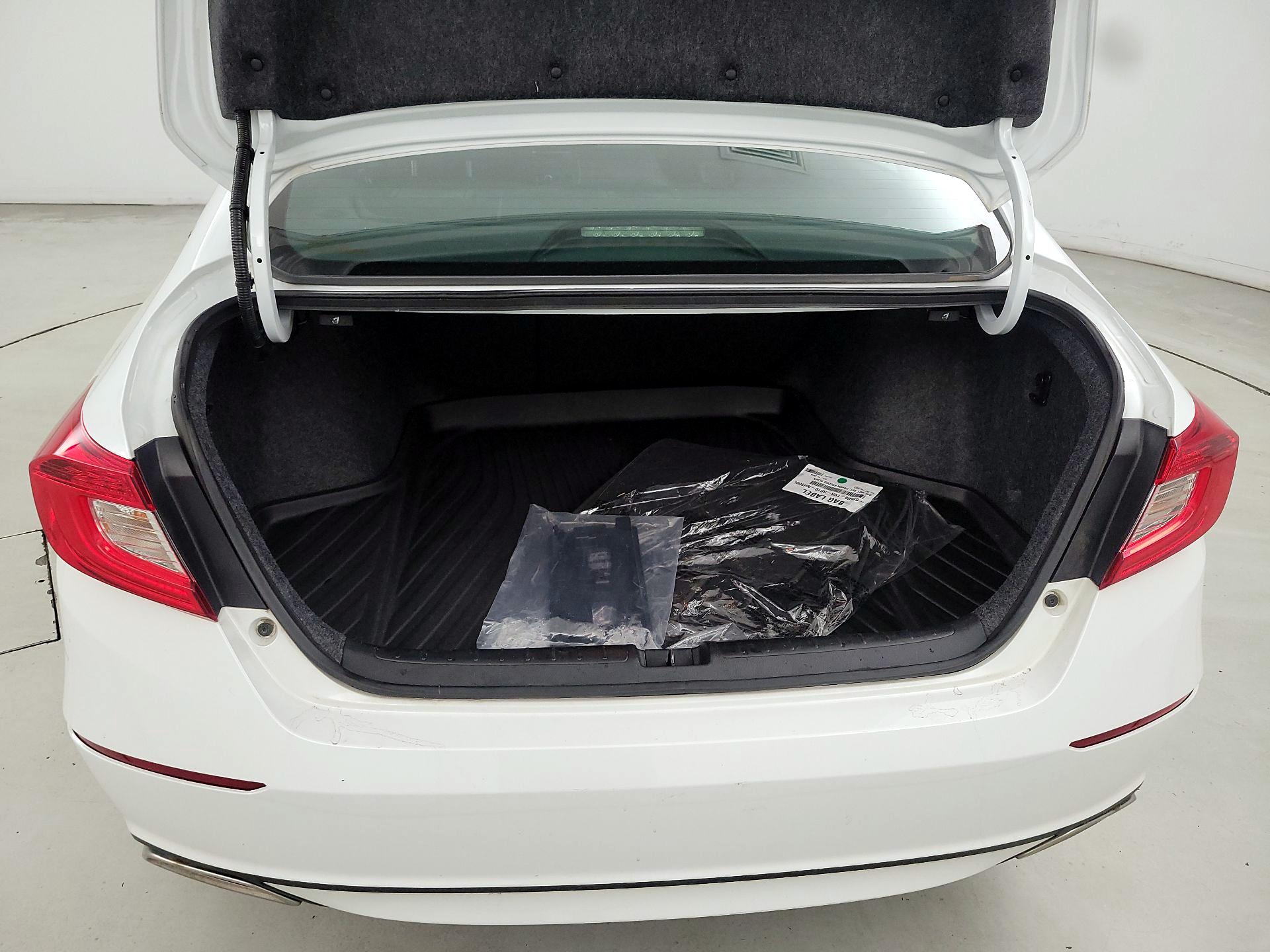 Thumbnail: 2022 Honda Accord - 20