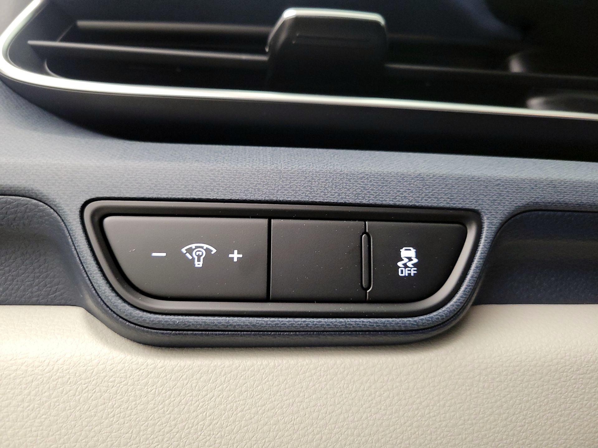 Thumbnail: 2025 Kia Carnival - 13