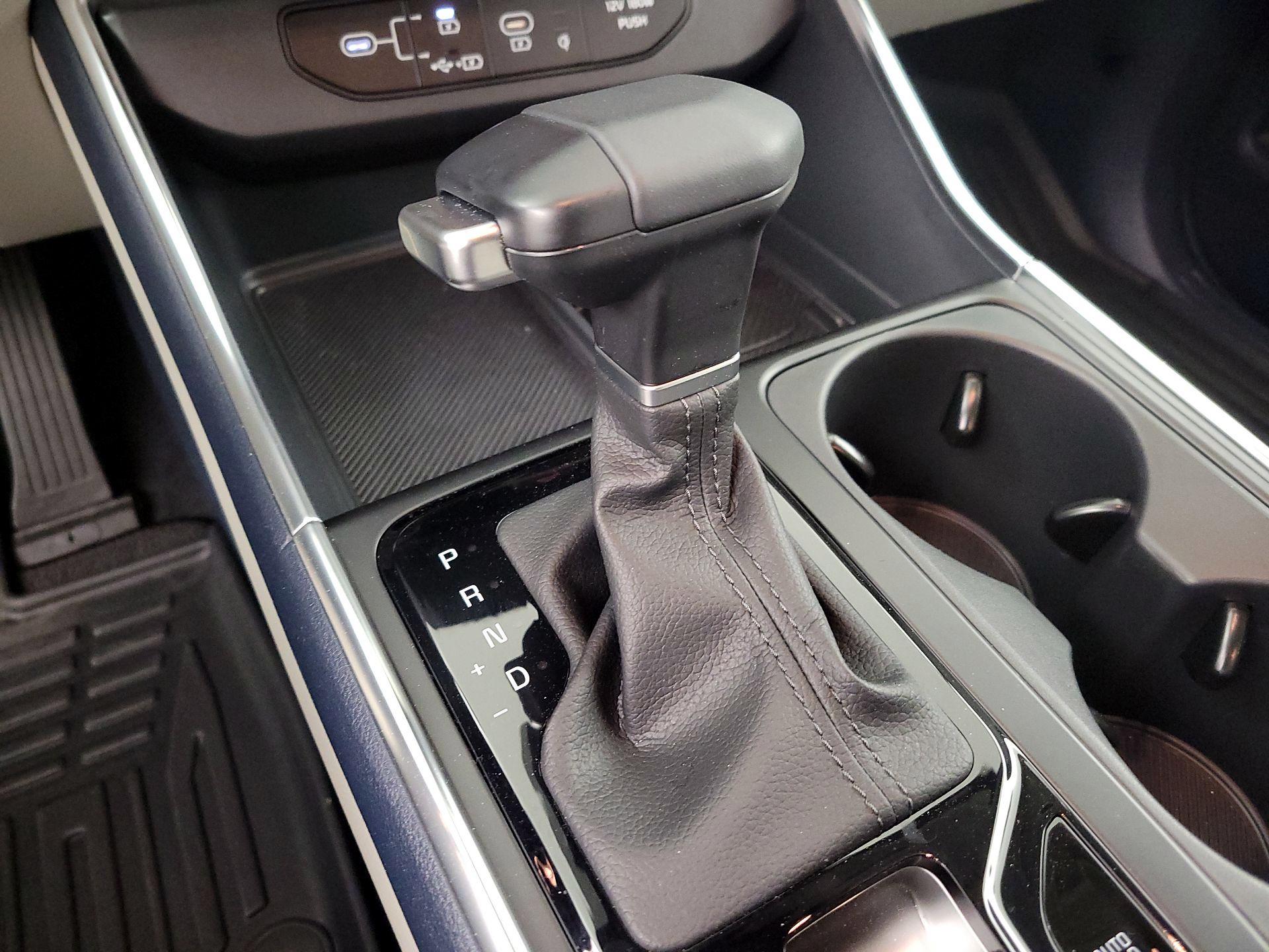 Thumbnail: 2025 Kia Carnival - 18