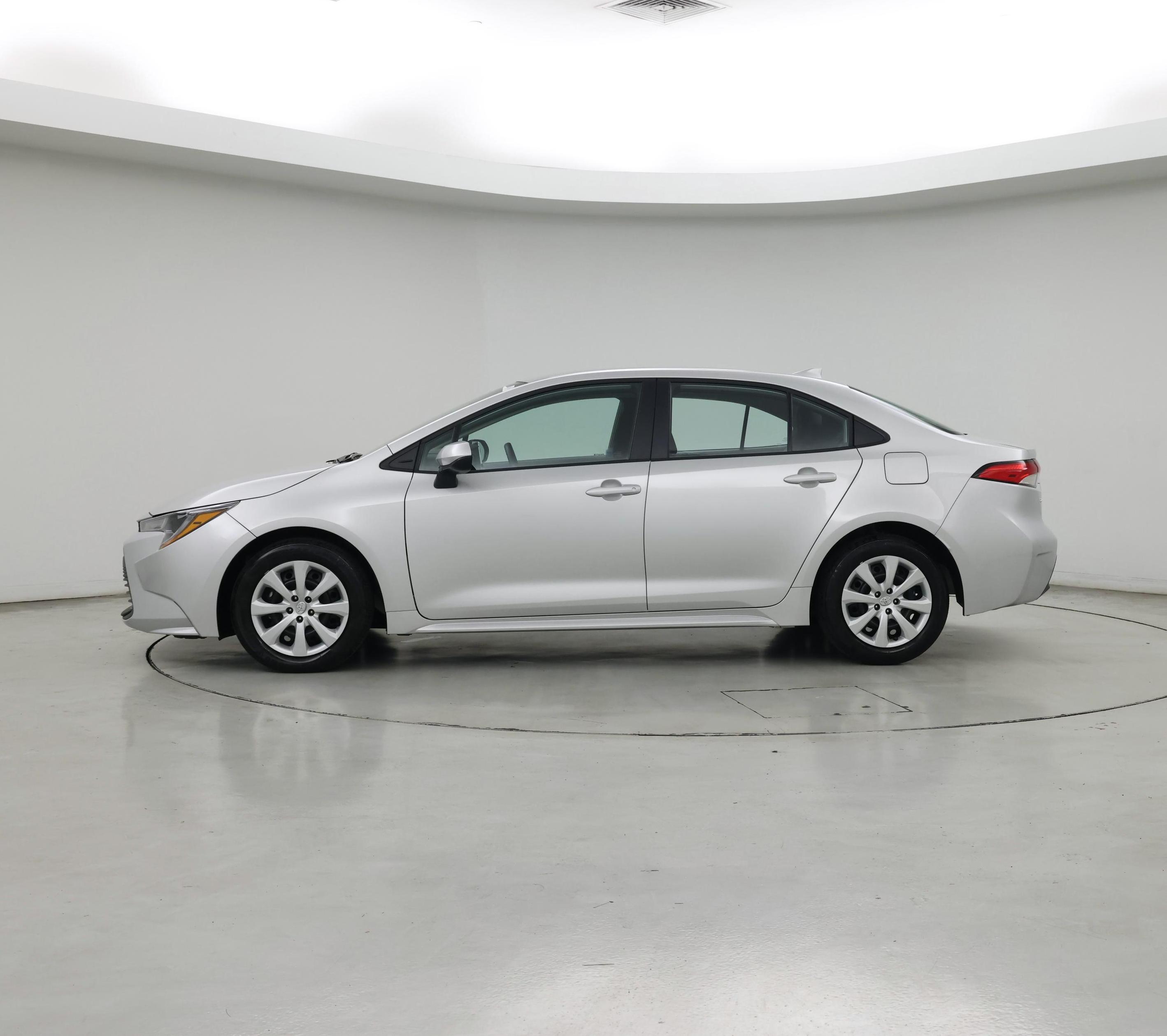 Thumbnail: 2023 Toyota Corolla - 3