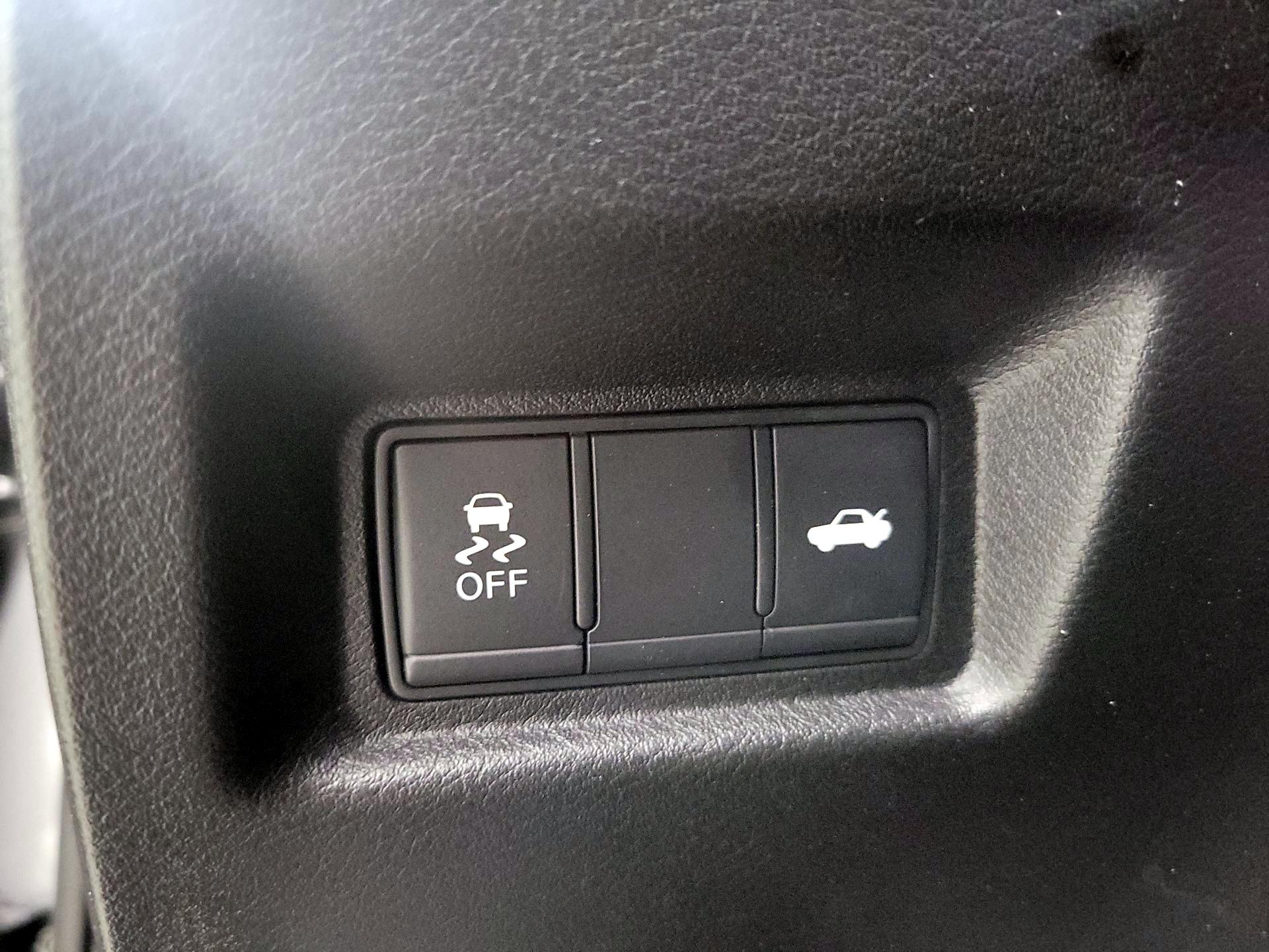 Thumbnail: 2021 INFINITI Q50 - 13