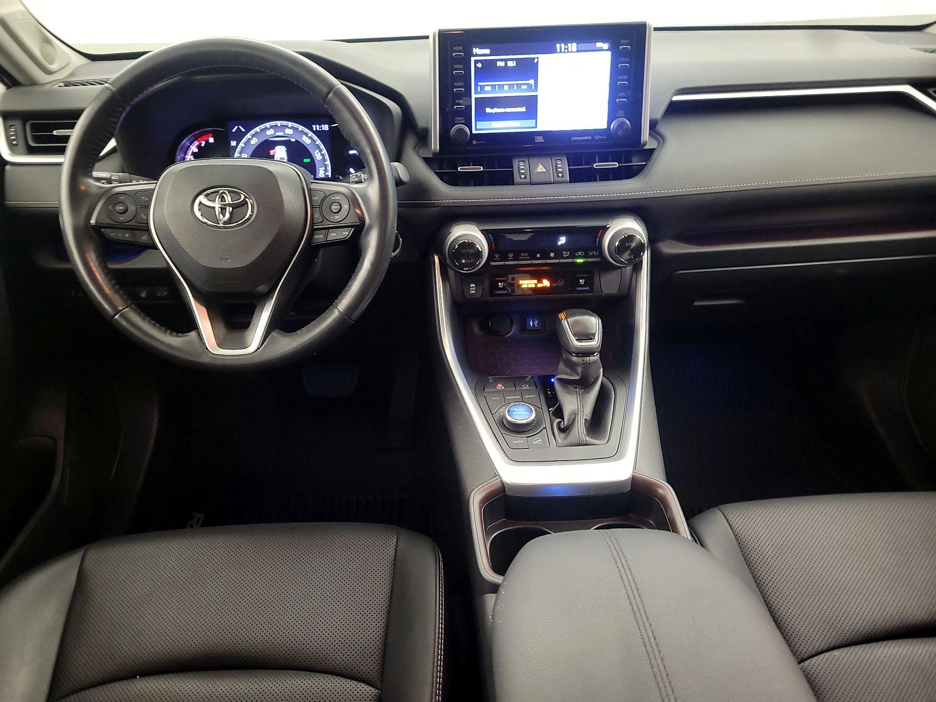 Thumbnail: 2019 Toyota RAV4 - 9