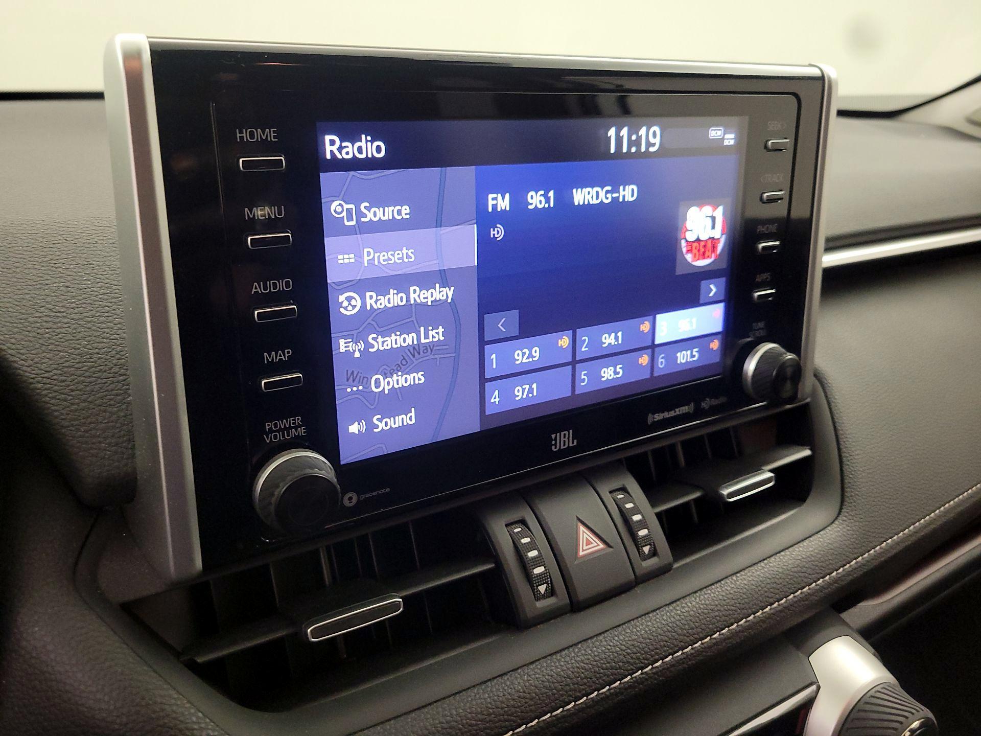 Thumbnail: 2019 Toyota RAV4 - 16