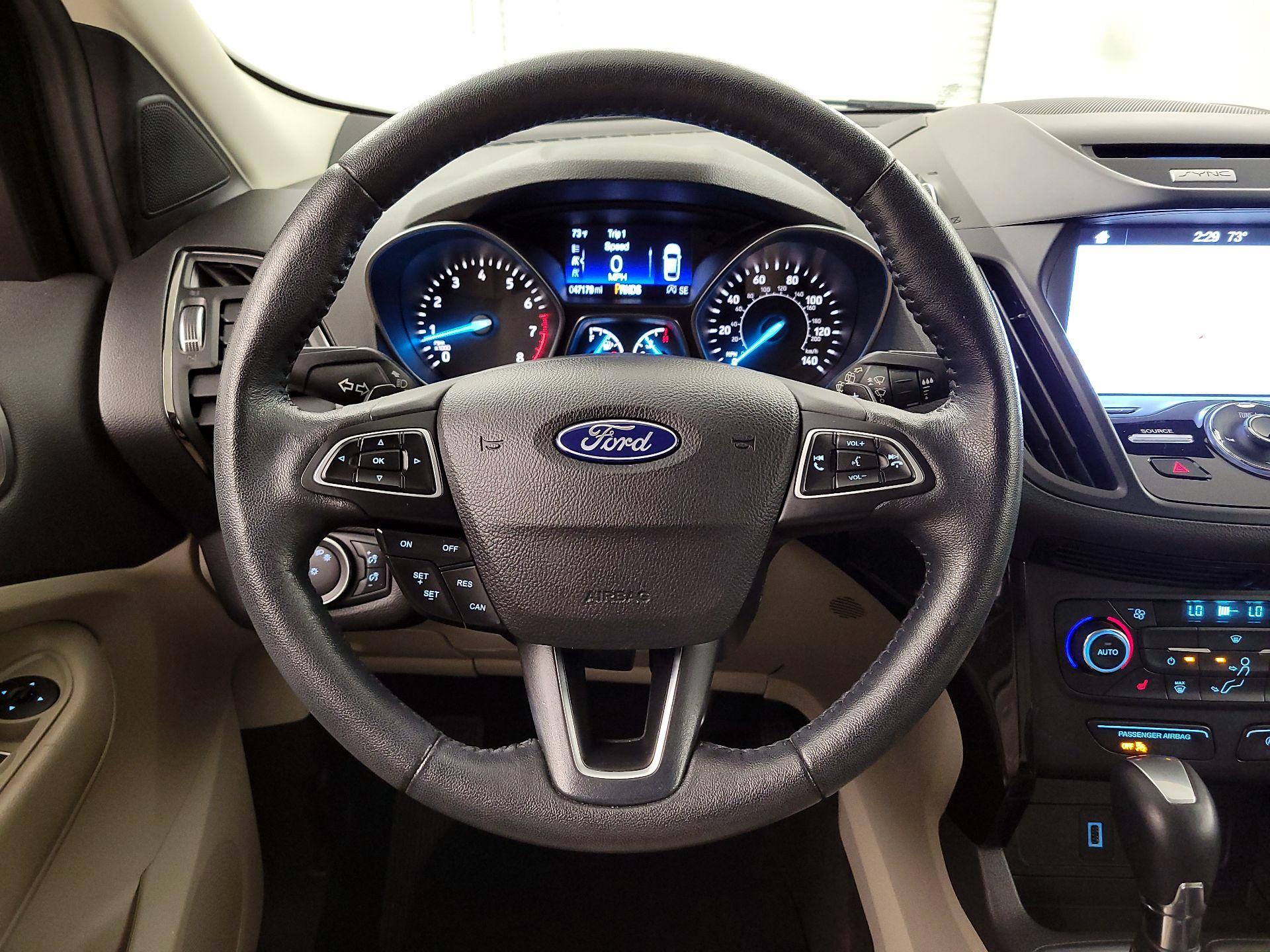 Thumbnail: 2017 Ford Escape - 10