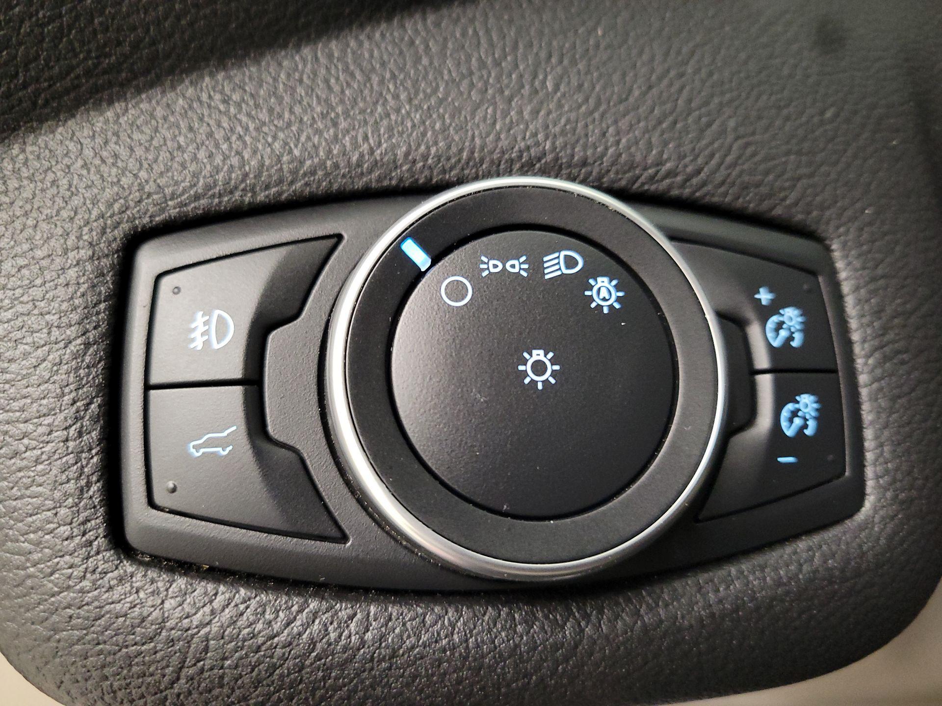 Thumbnail: 2017 Ford Escape - 13