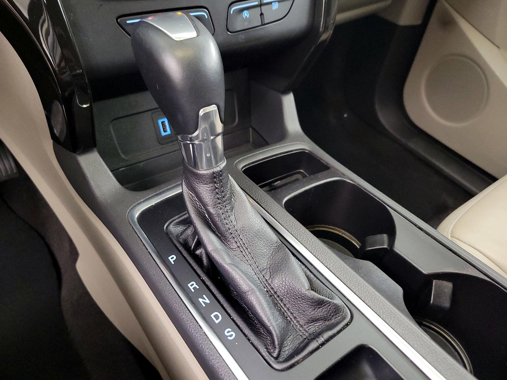 Thumbnail: 2017 Ford Escape - 18