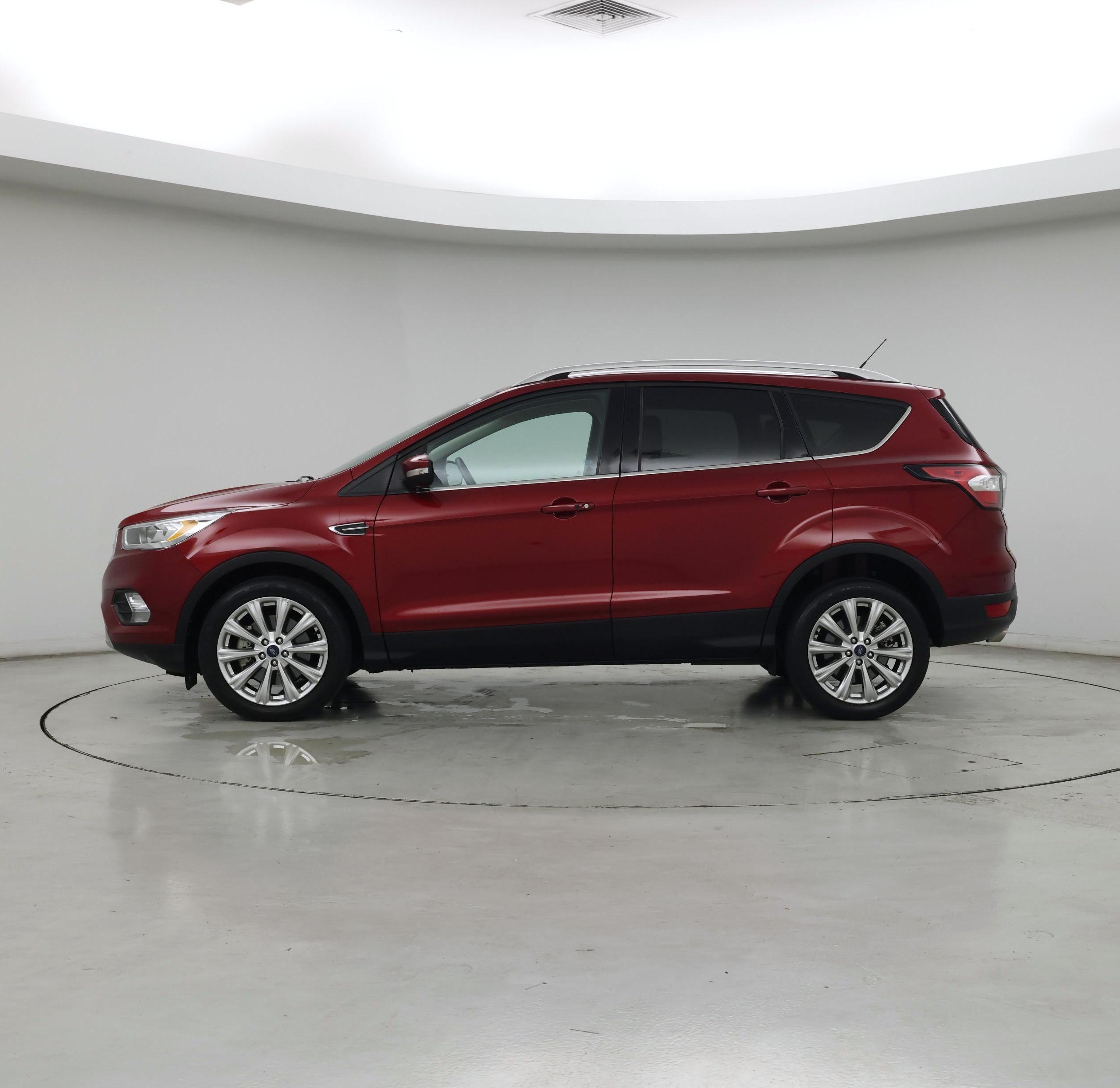 Thumbnail: 2017 Ford Escape - 3