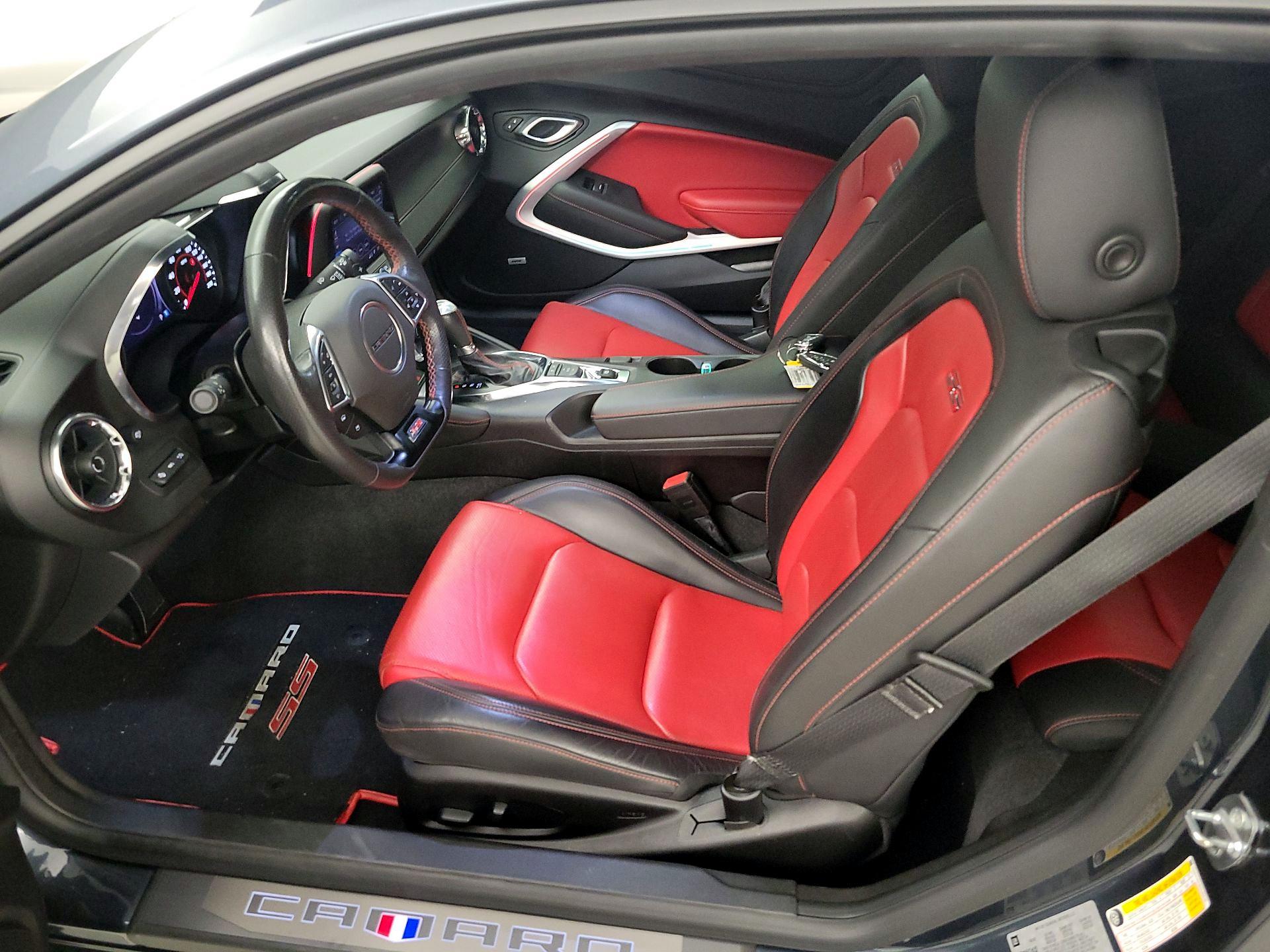 Thumbnail: 2019 Chevrolet Camaro - 11