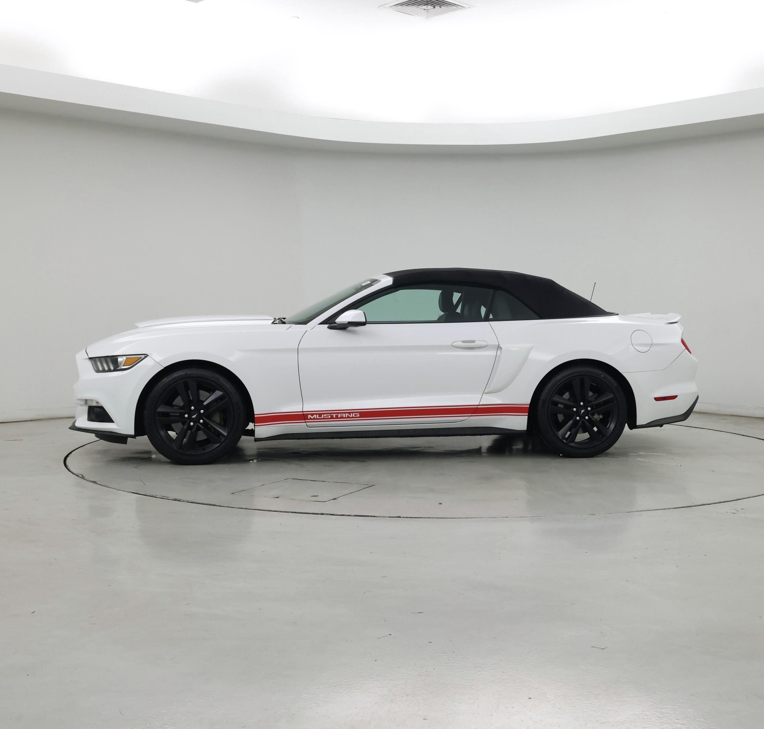 Thumbnail: 2016 Ford Mustang - 3